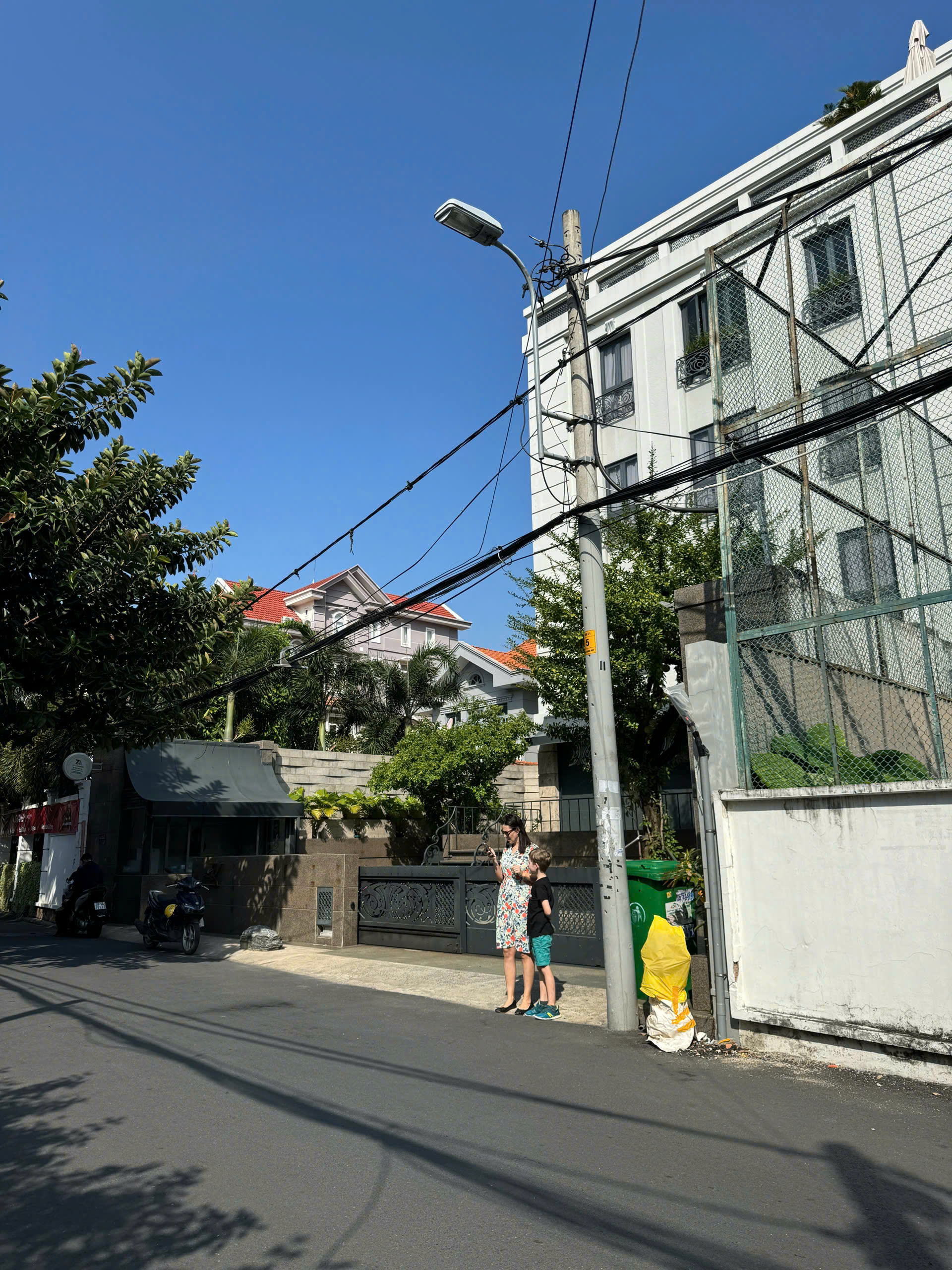 z6607609918023_be54e6df5ed7c01b4da5a1629481a3d4