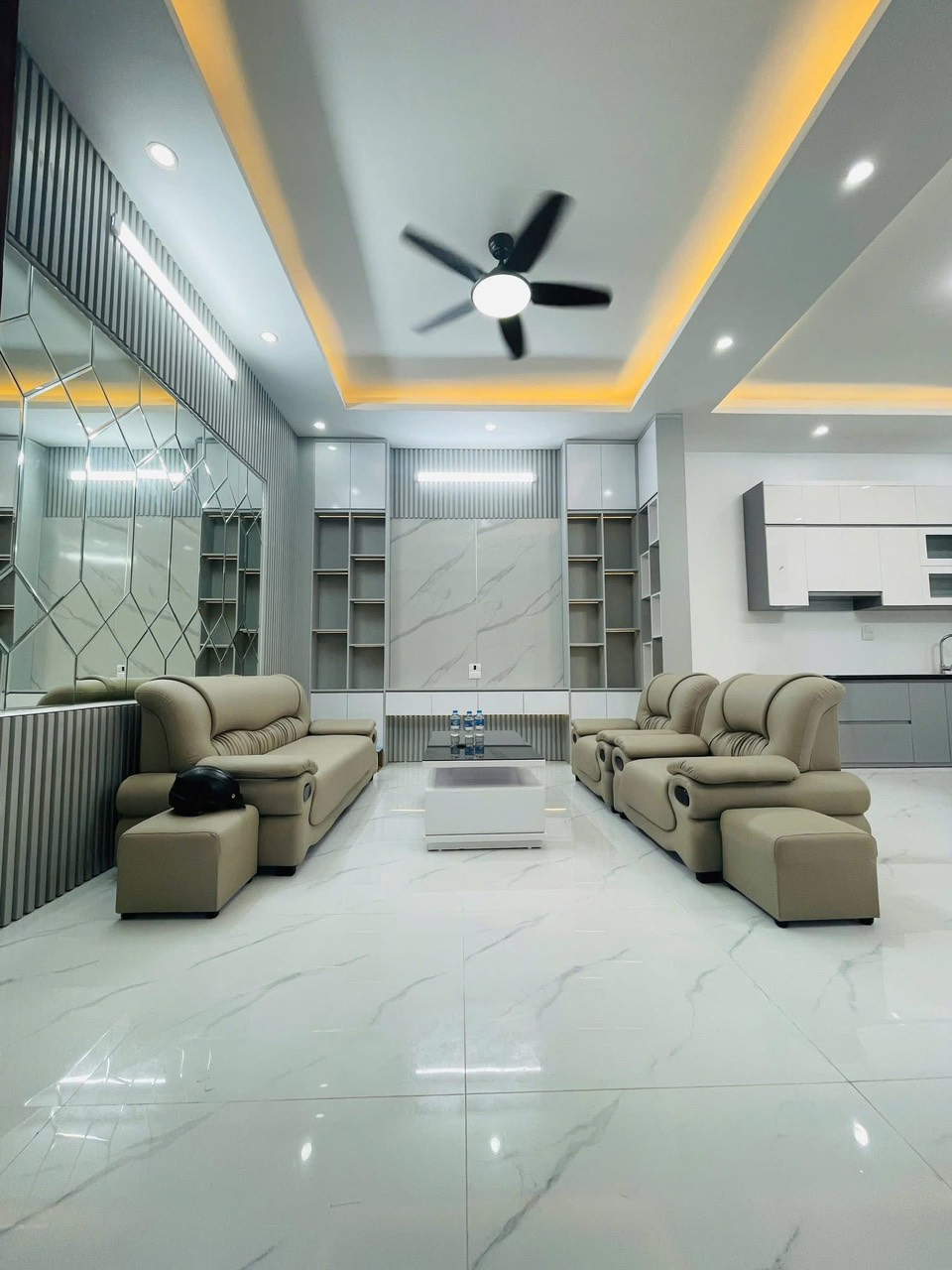 z6610366644165_1bb70592edca2b214b6fbecf28ad15a7