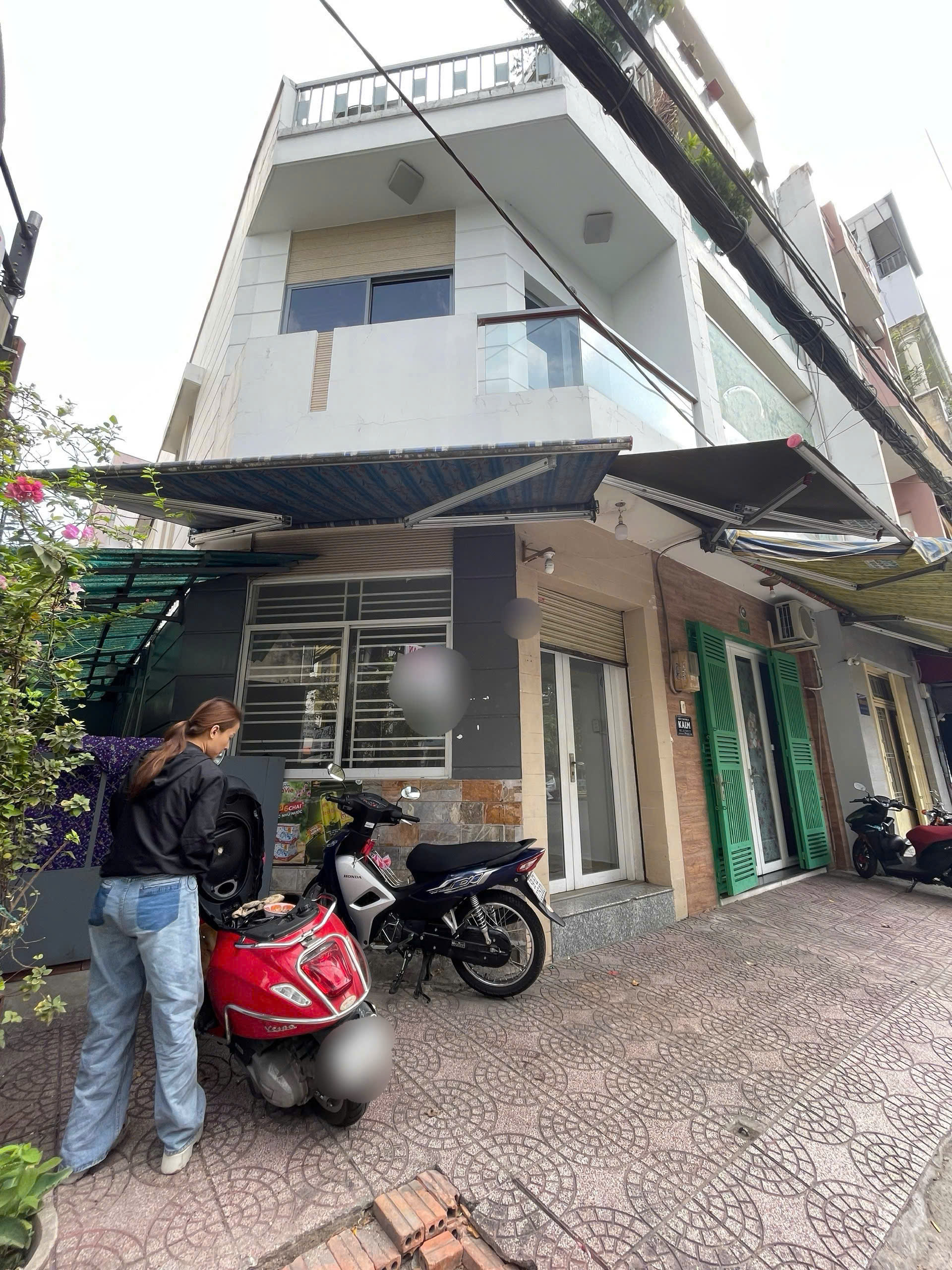 z6614031364244_045fad59ebcd8d160ee3f696be19fbd9