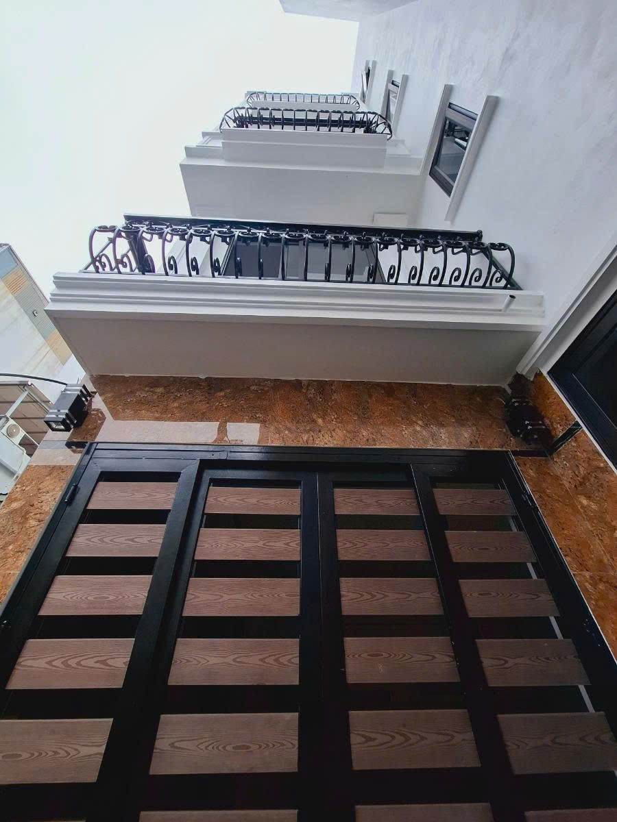 z6633206353931_02d31ed12389b57a010123914a513323