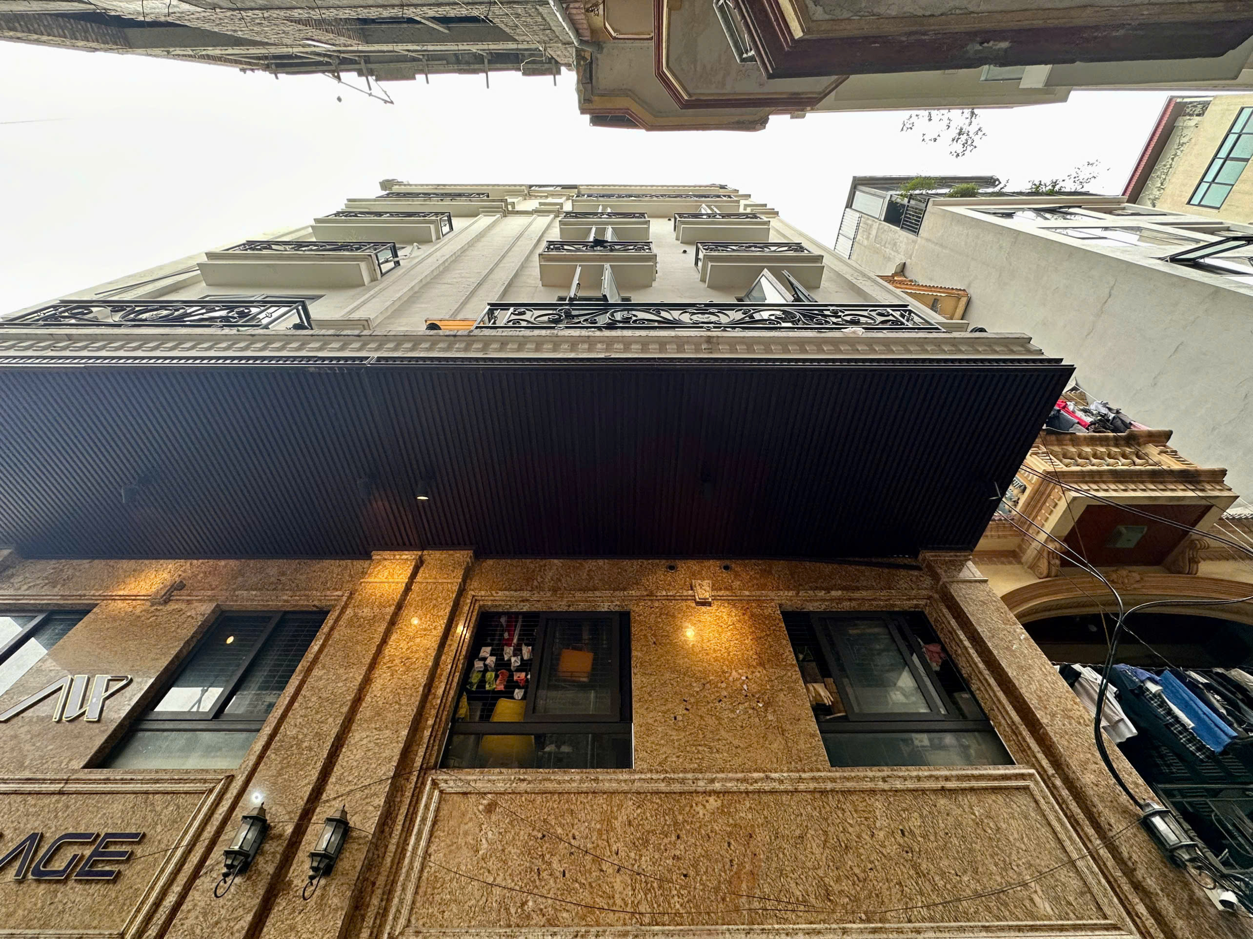 z6644466852889_30556308afaa518291d9c24a99039146