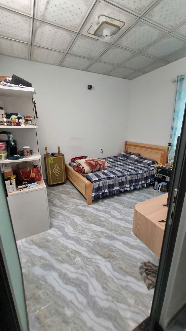 z6648030823832_a32560297921a3a44b3654cfa17a4a31