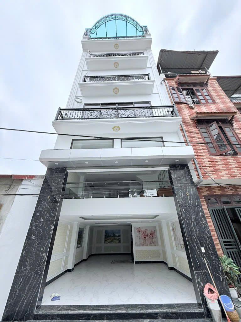 z6653273809599_60c4bcabd5efd5afa0de9f34e4f4f3c4