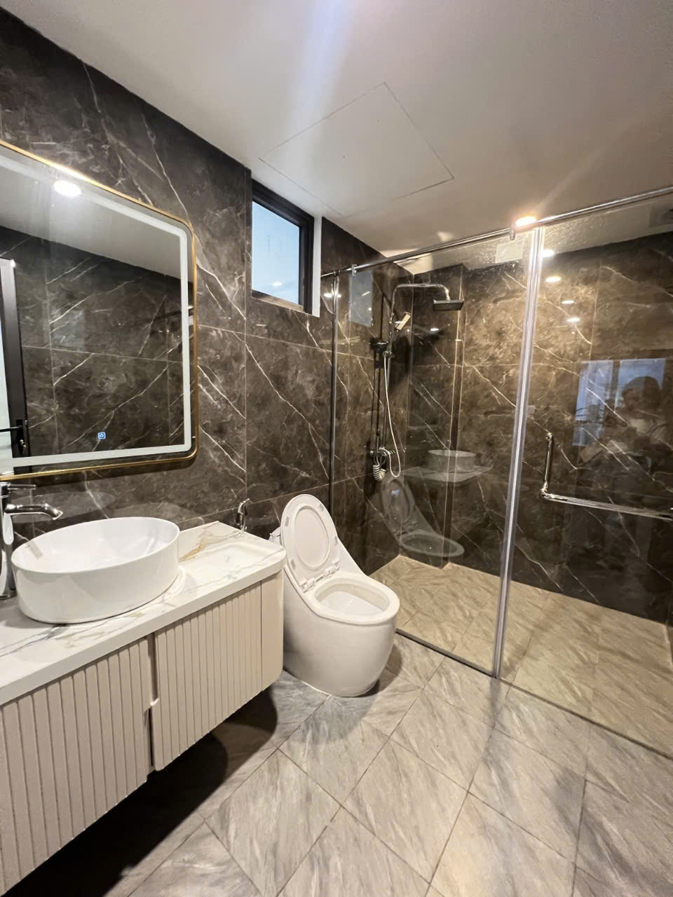 z6653336762112_d8982577dcaf8a61554e54be1361e059