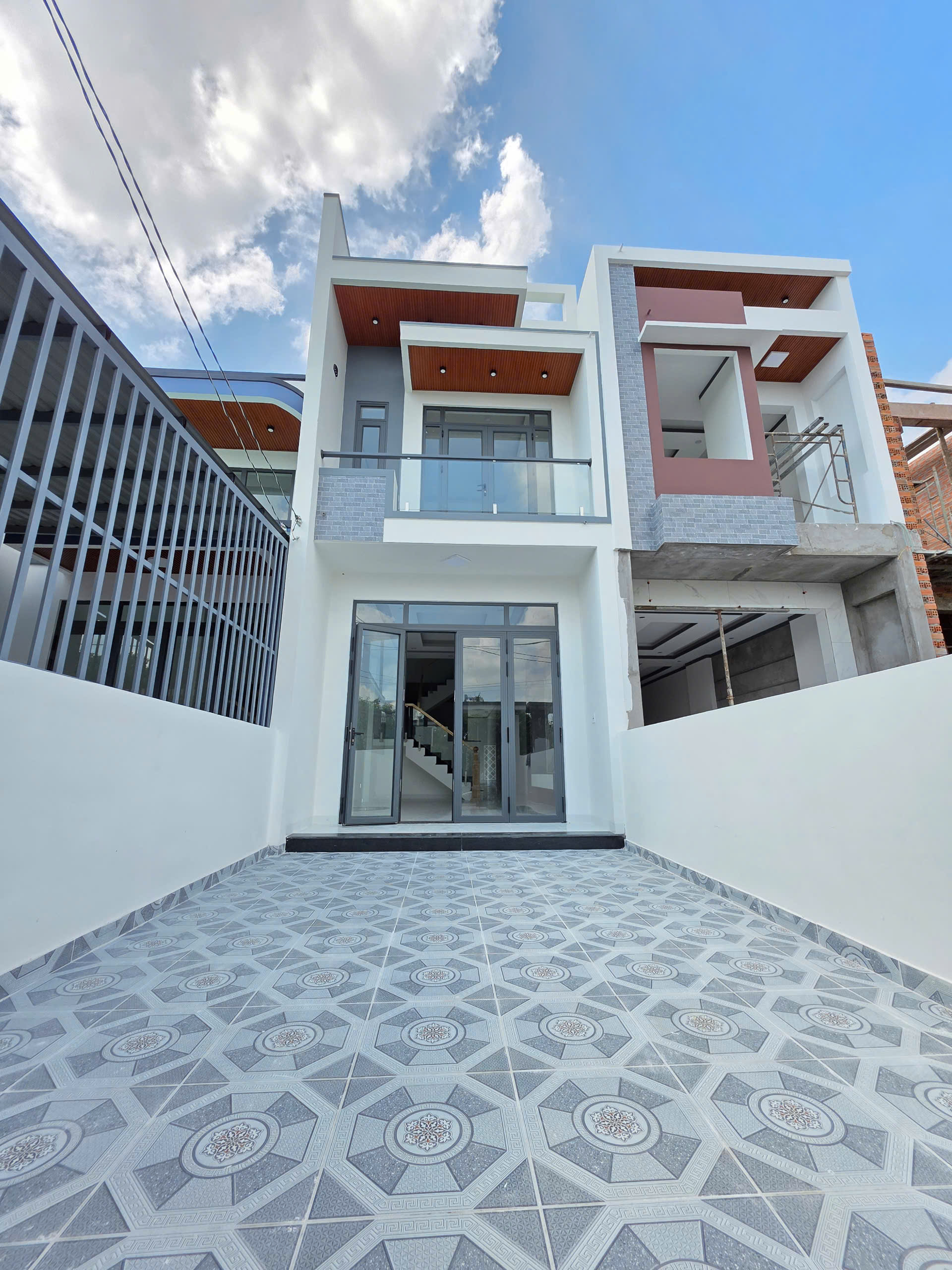 004d7f77-c9e9-4e8a-8dd8-4baba1cd601b