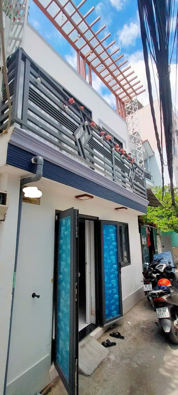 00deaa7feacb60e80a65a874dee41784