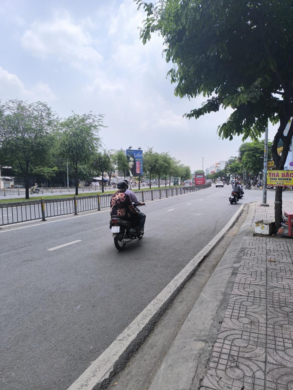 27j7-1903C58D-maxurrgw_70_22