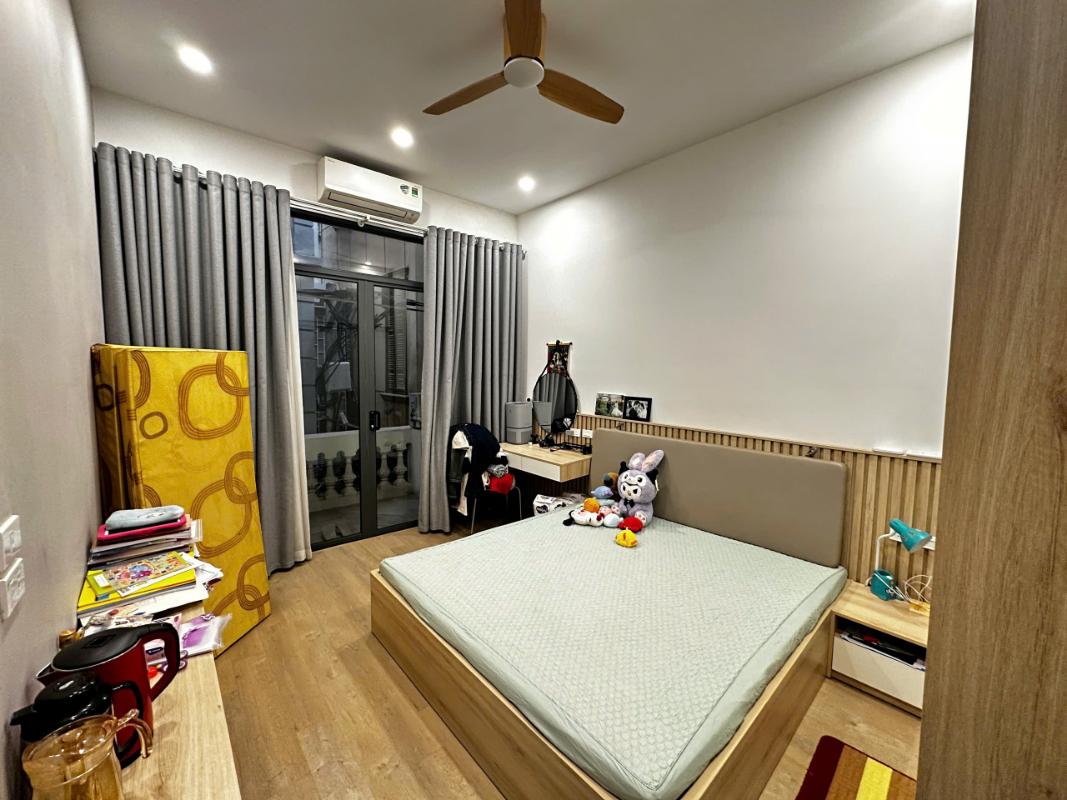 2dhj-C39D4E83-mbvu7dmg_48_15