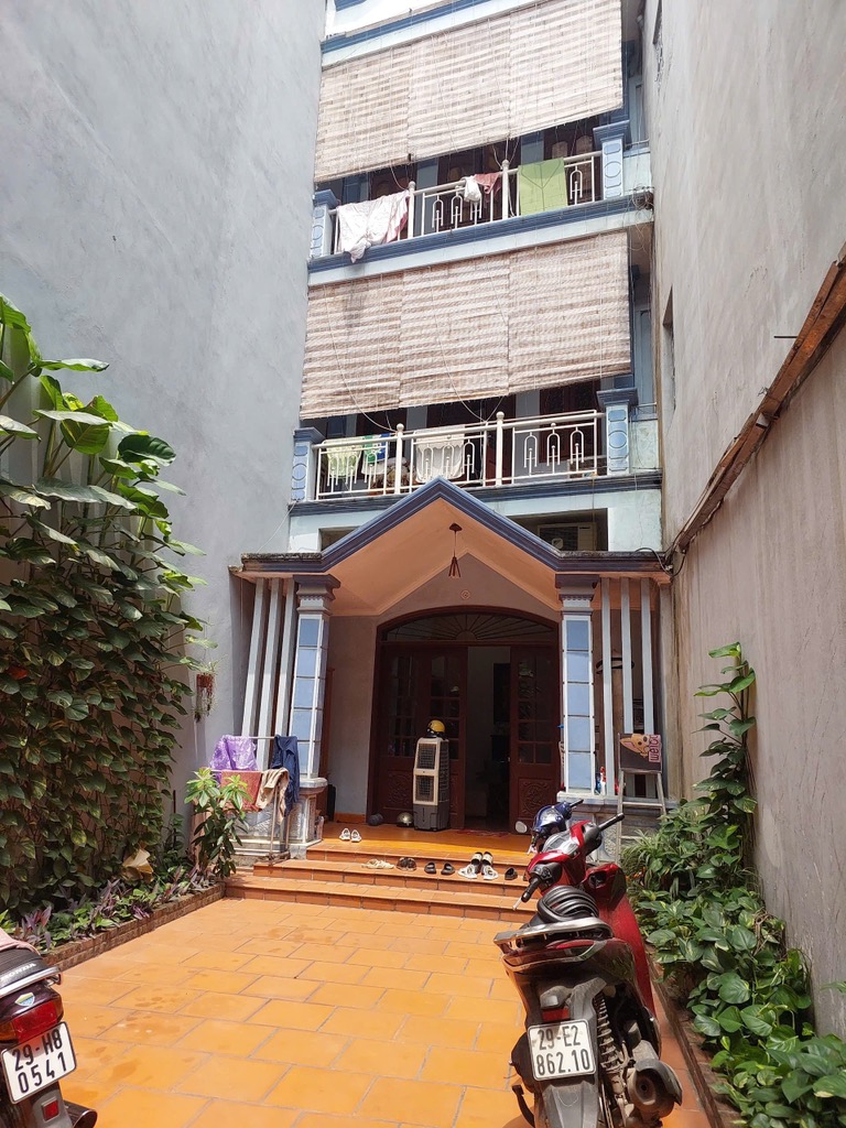 2w4y-1E72D1EA-m9s5yy1d_27_9