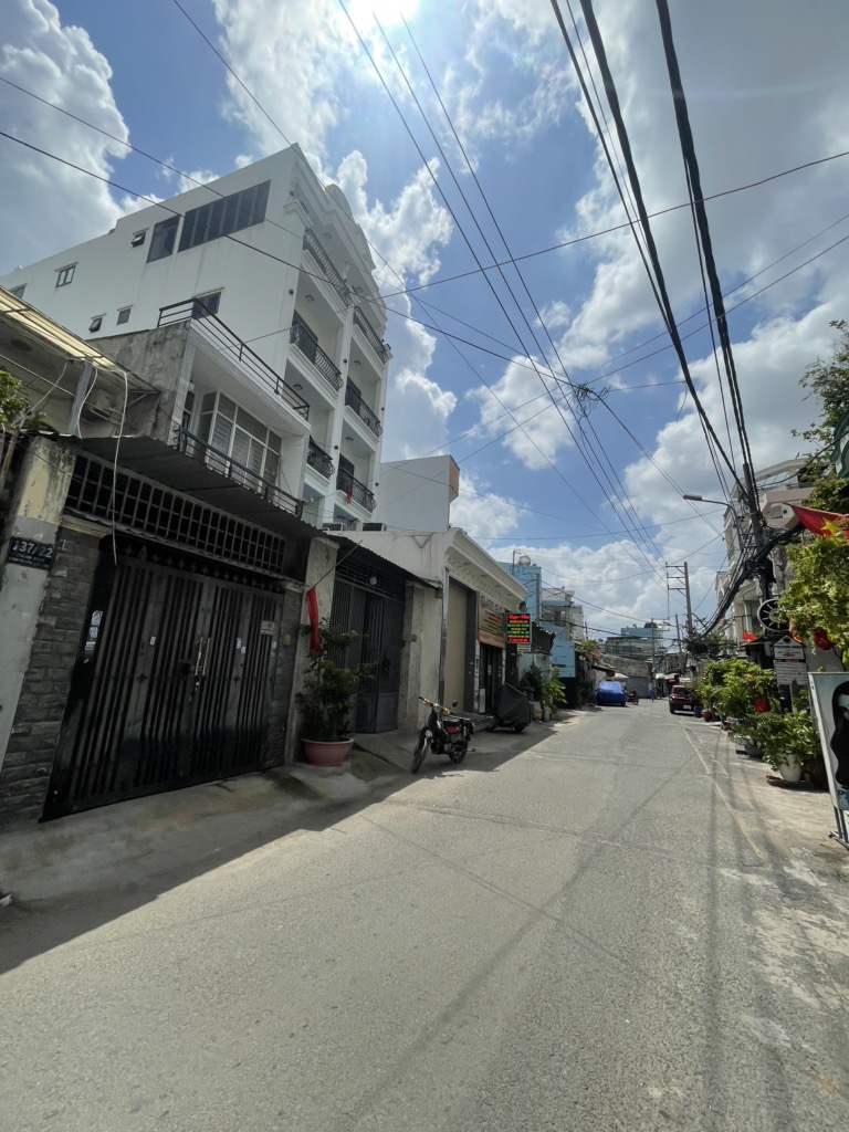 3nlk-620FA3B4-mbk9fht2_30_6