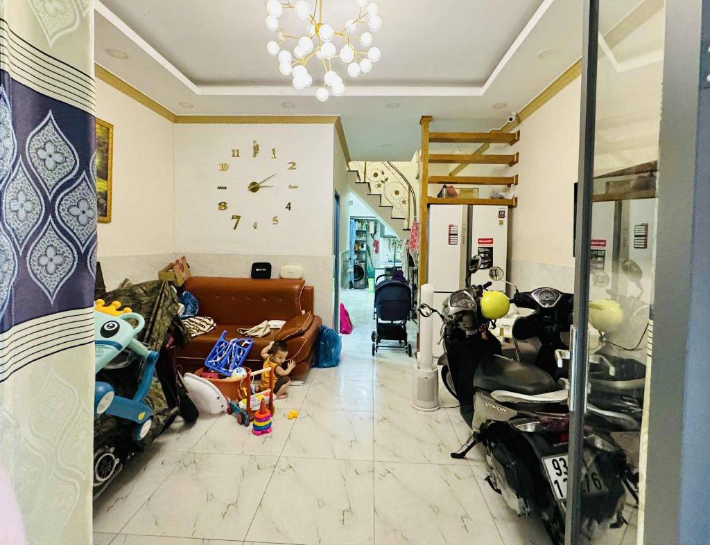 3ses-1E4306EC-mcdje27e_32_11