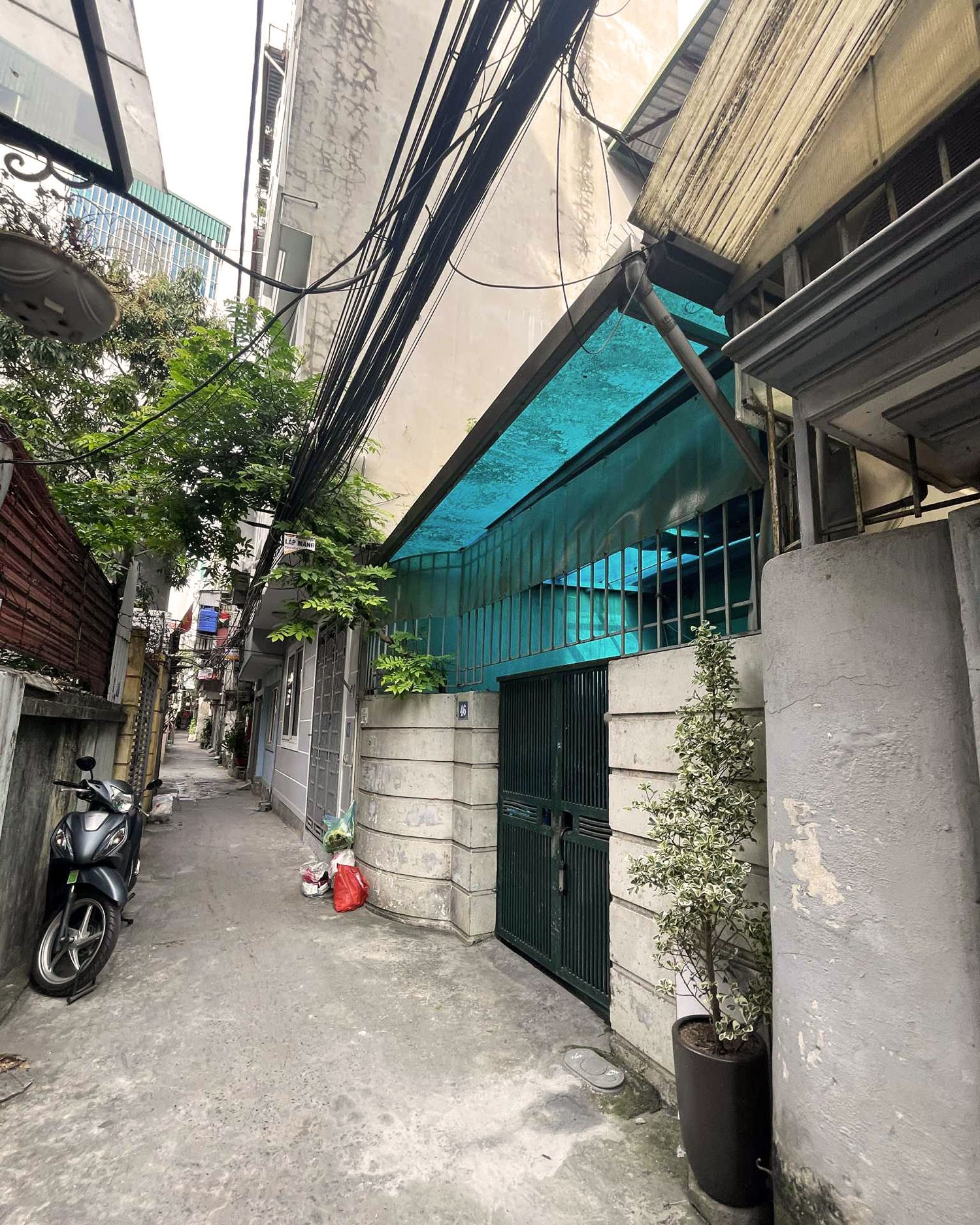 46-30-ngoc-thuy-mat-tien-5