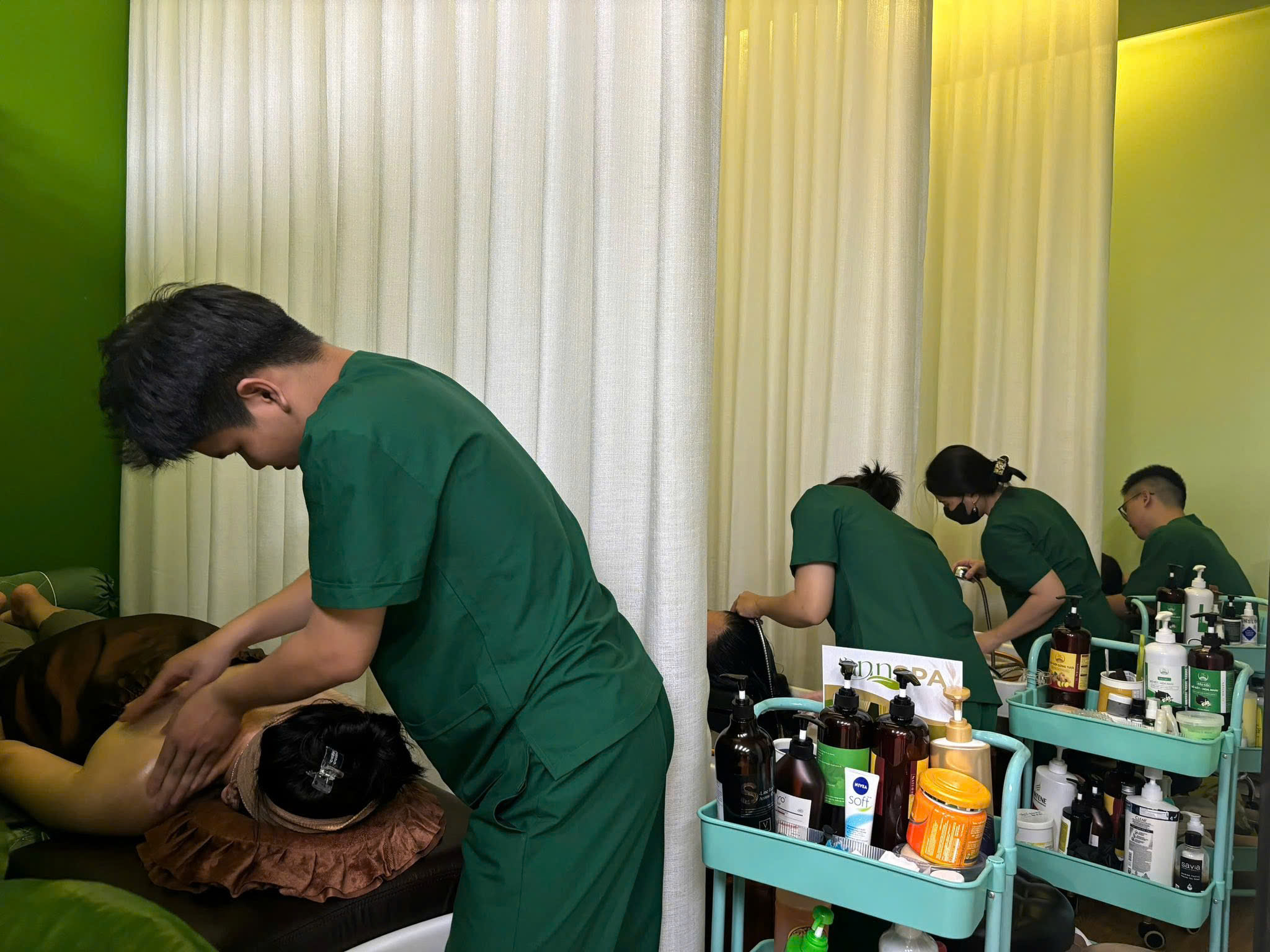 56f50b99-bc0b-4266-95a2-1a94f3d0d270