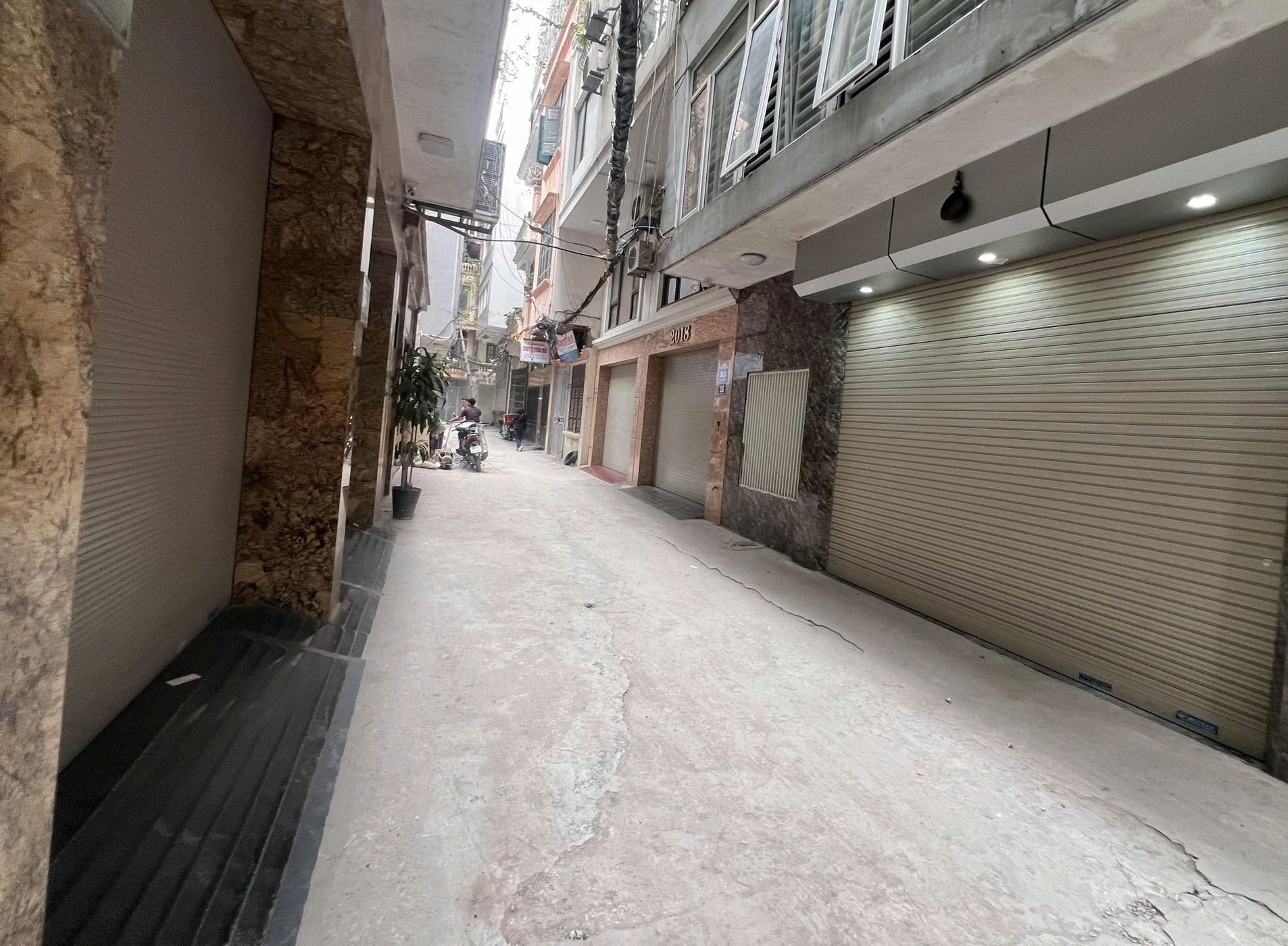 6d8169f39c3928677128