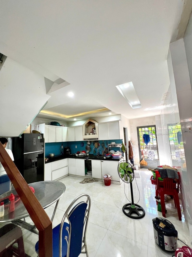 81363e8ca4b040a2fc13171444e4881b.md