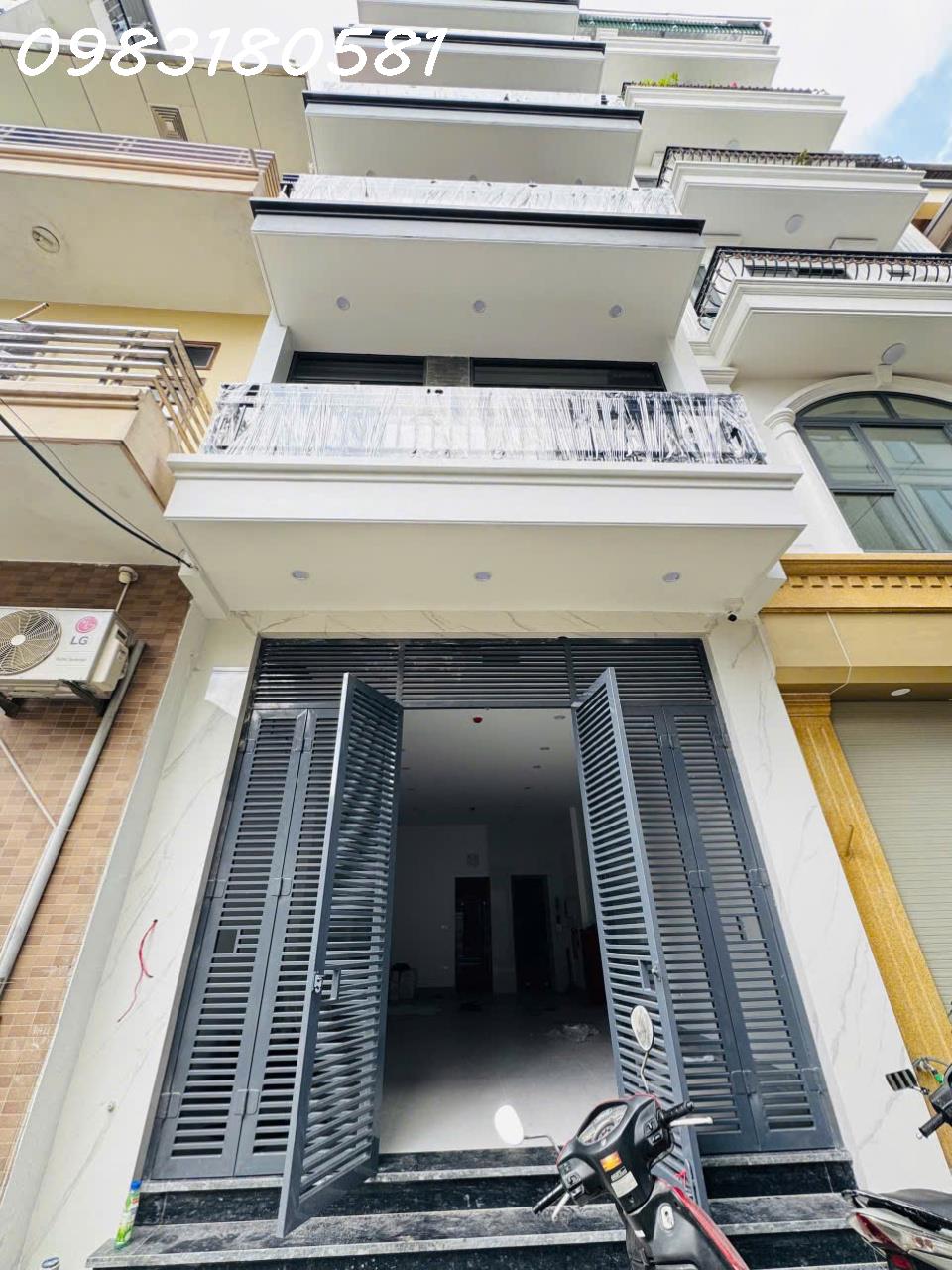 94428951-b1df-4565-8d03-59383a1a0a87