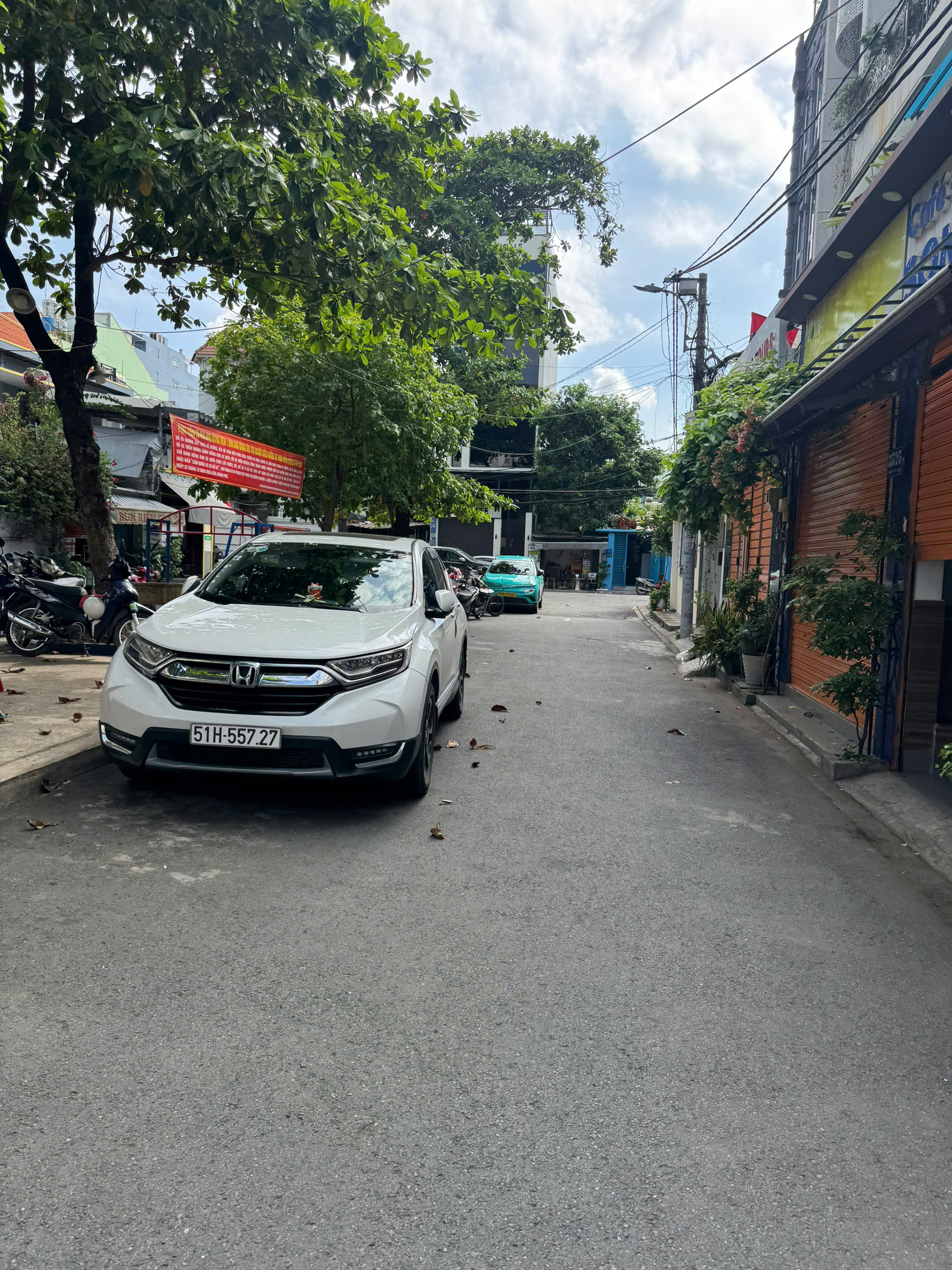 ban-2-lo-goc-mat-tien-go-cam-dem-ban-nha-phuong-10-tan-binh-0707318818-1