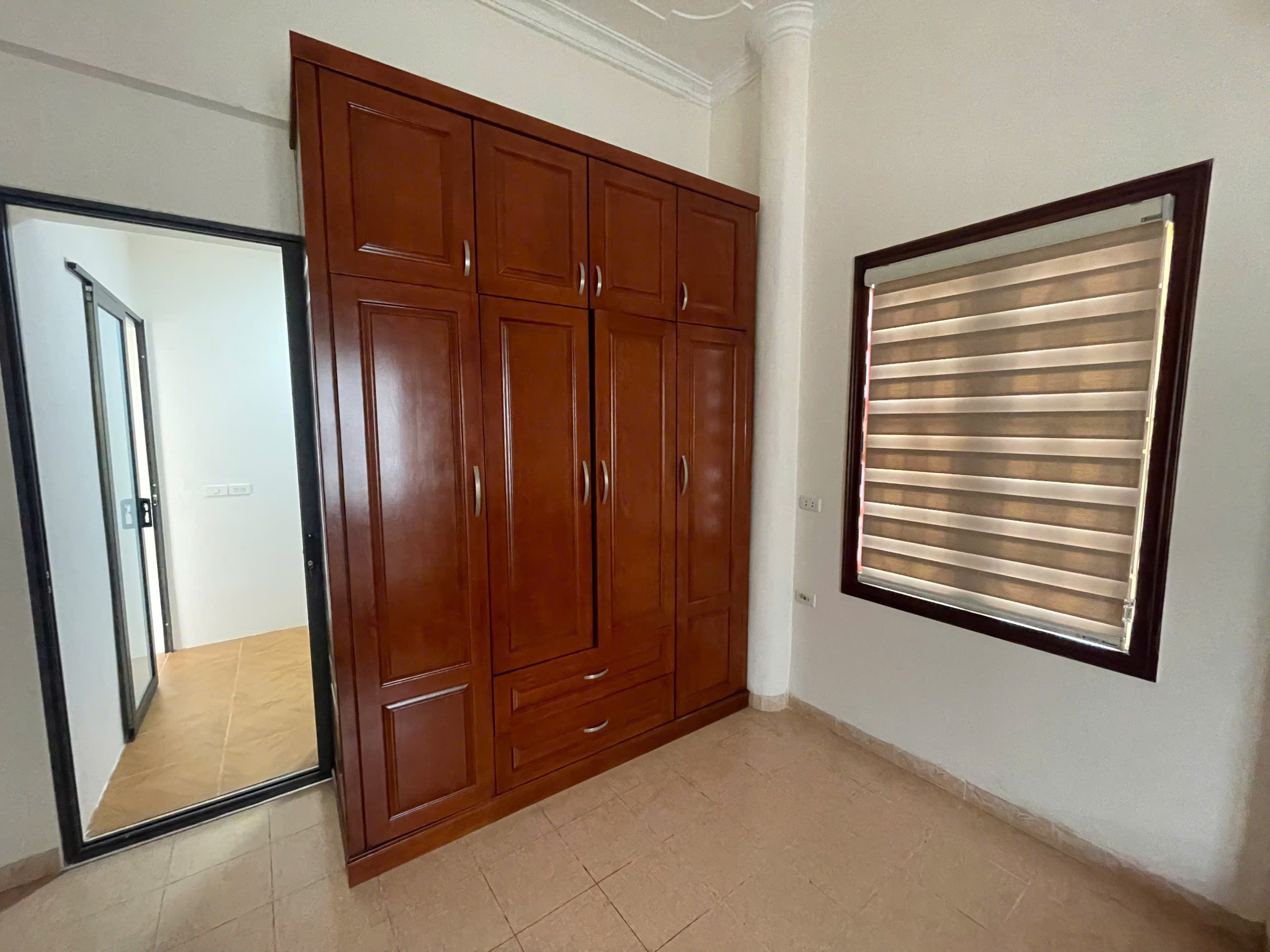 cho_thue_can_ho_tap_the_nguyen_chi_thanh (1)