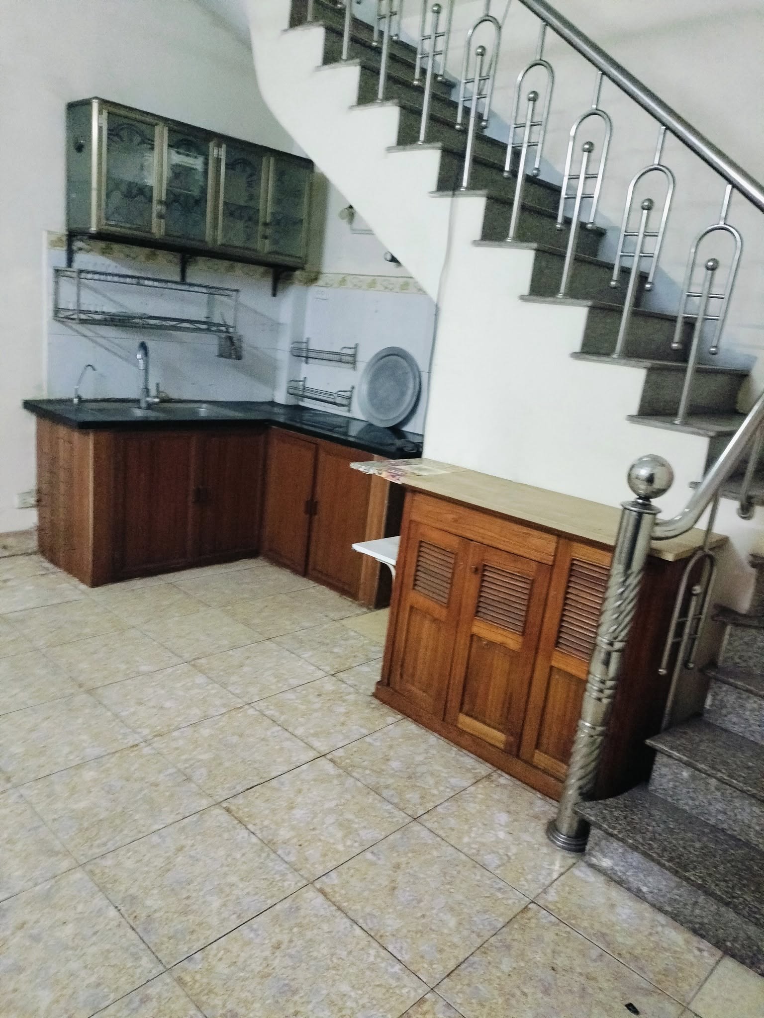 cho_thue_nha_linh_nam (1)