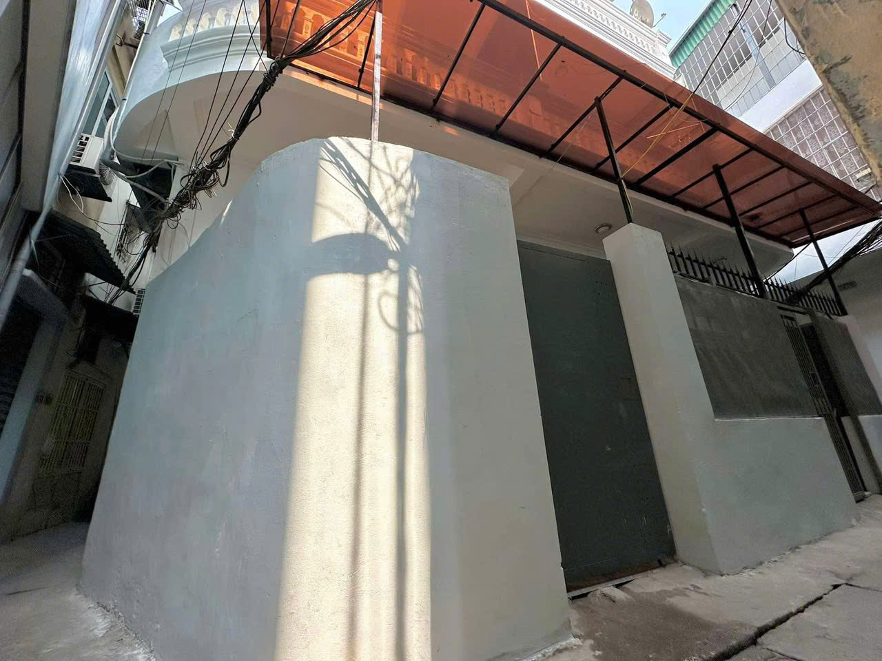 cho_thue_nha_tran_khat_chan (1)