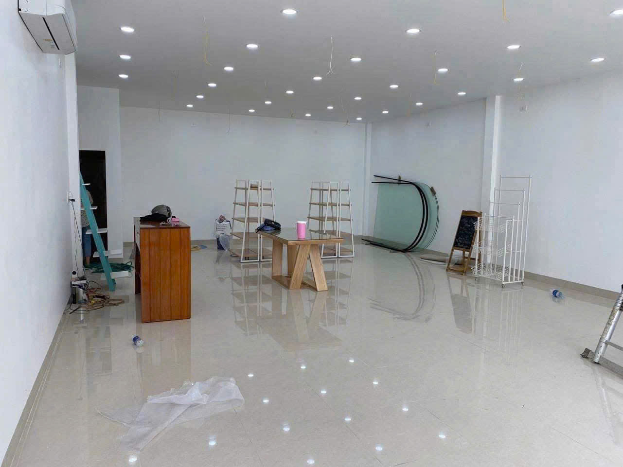 d2942db8-c63e-4d5c-979e-2e97e2e5f100