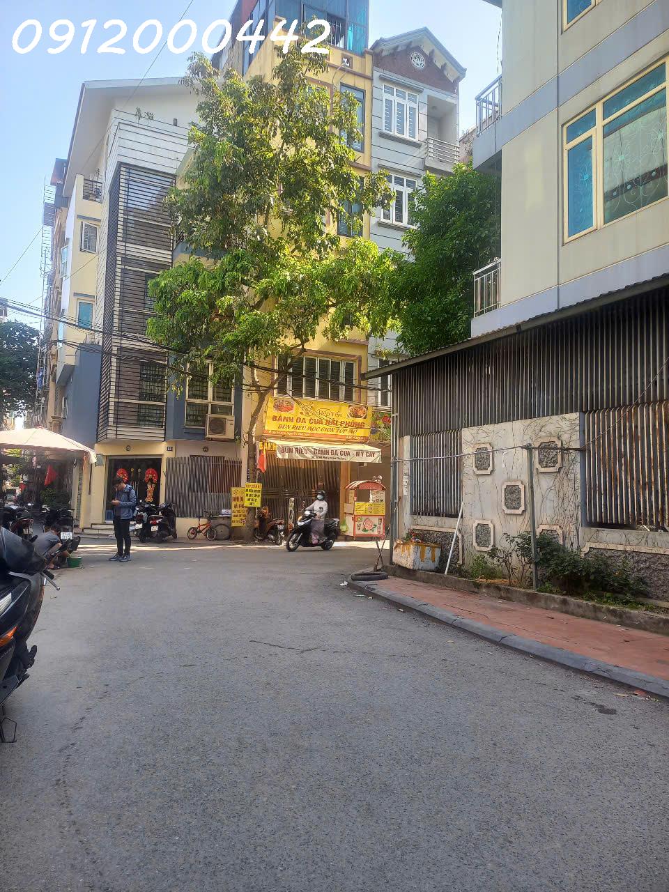 d8b4fca494e221bc78f3