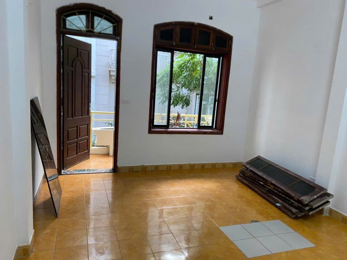 gen-h-z6676058924751_61c8497408c41a004f3fba540563a783