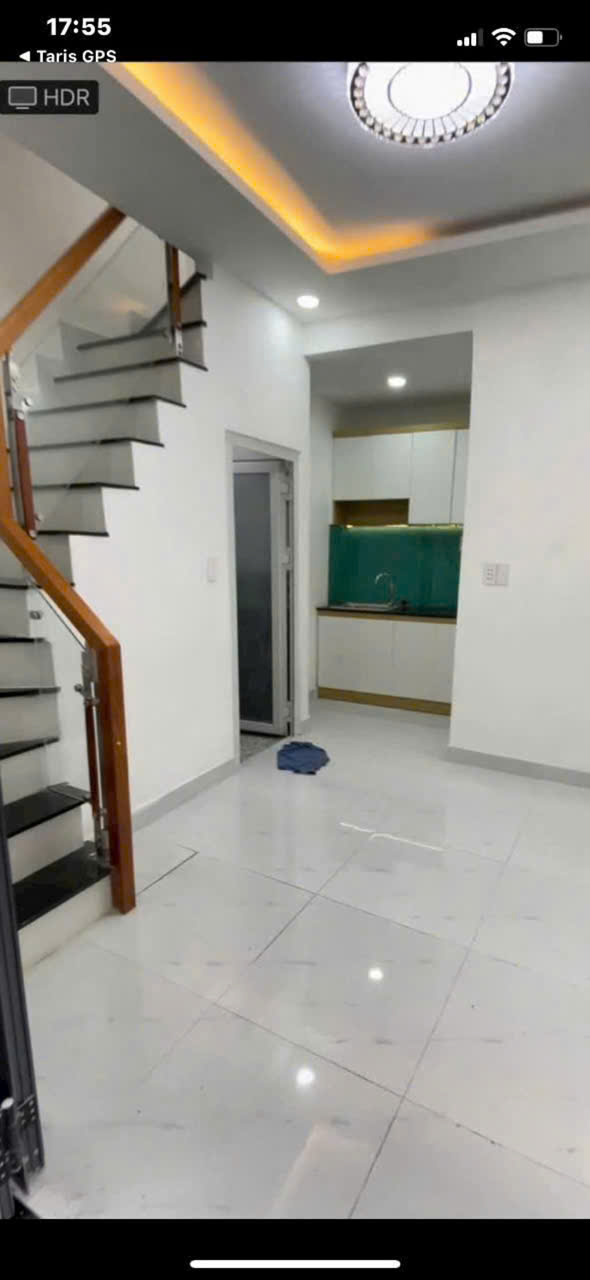 gen-h-z6689343831010_67fddfe32aa8bd47ef834bd388209bc4