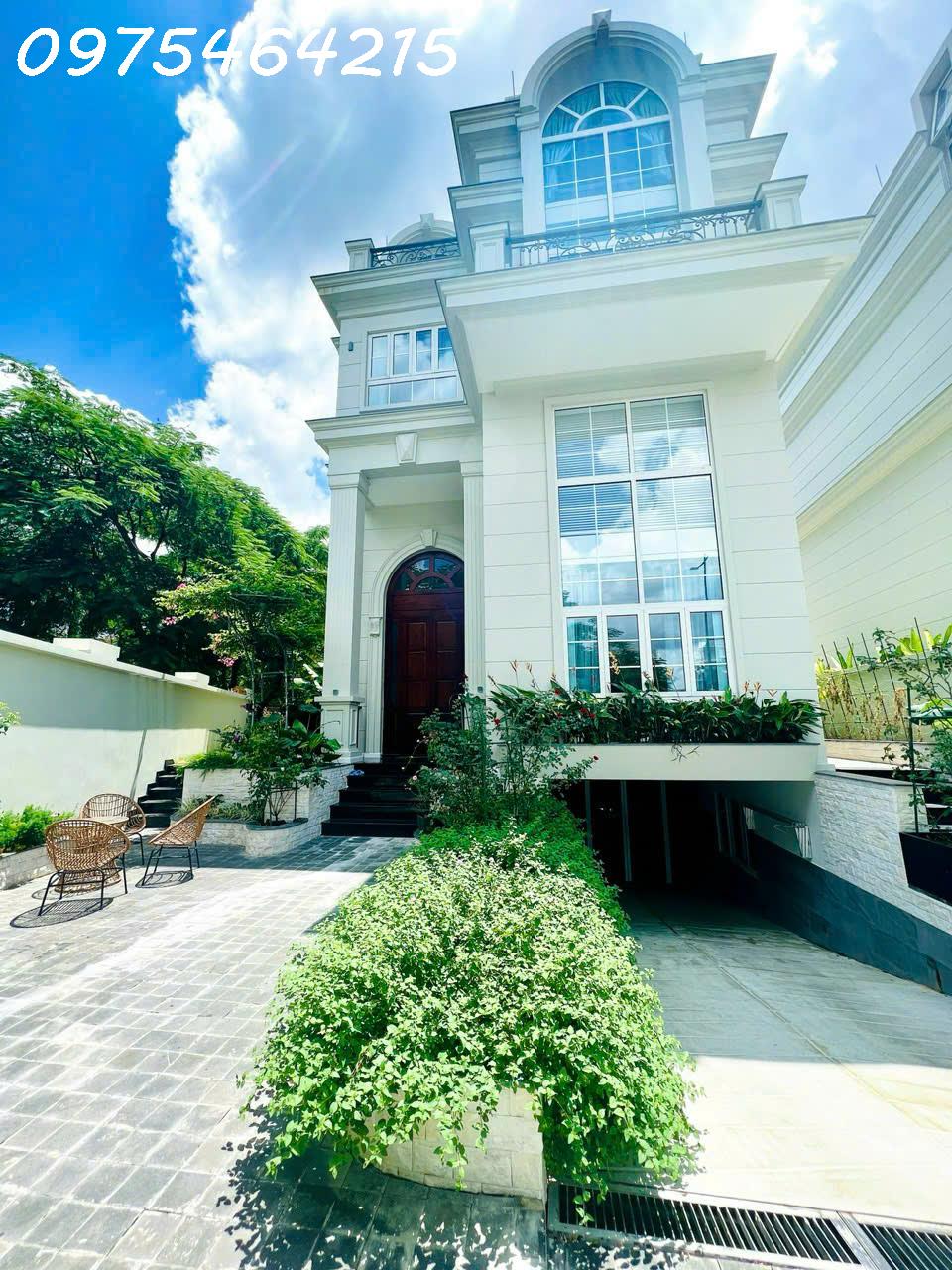 gen-h-z6697557482298_e547339286937823b68aa59fec530af7