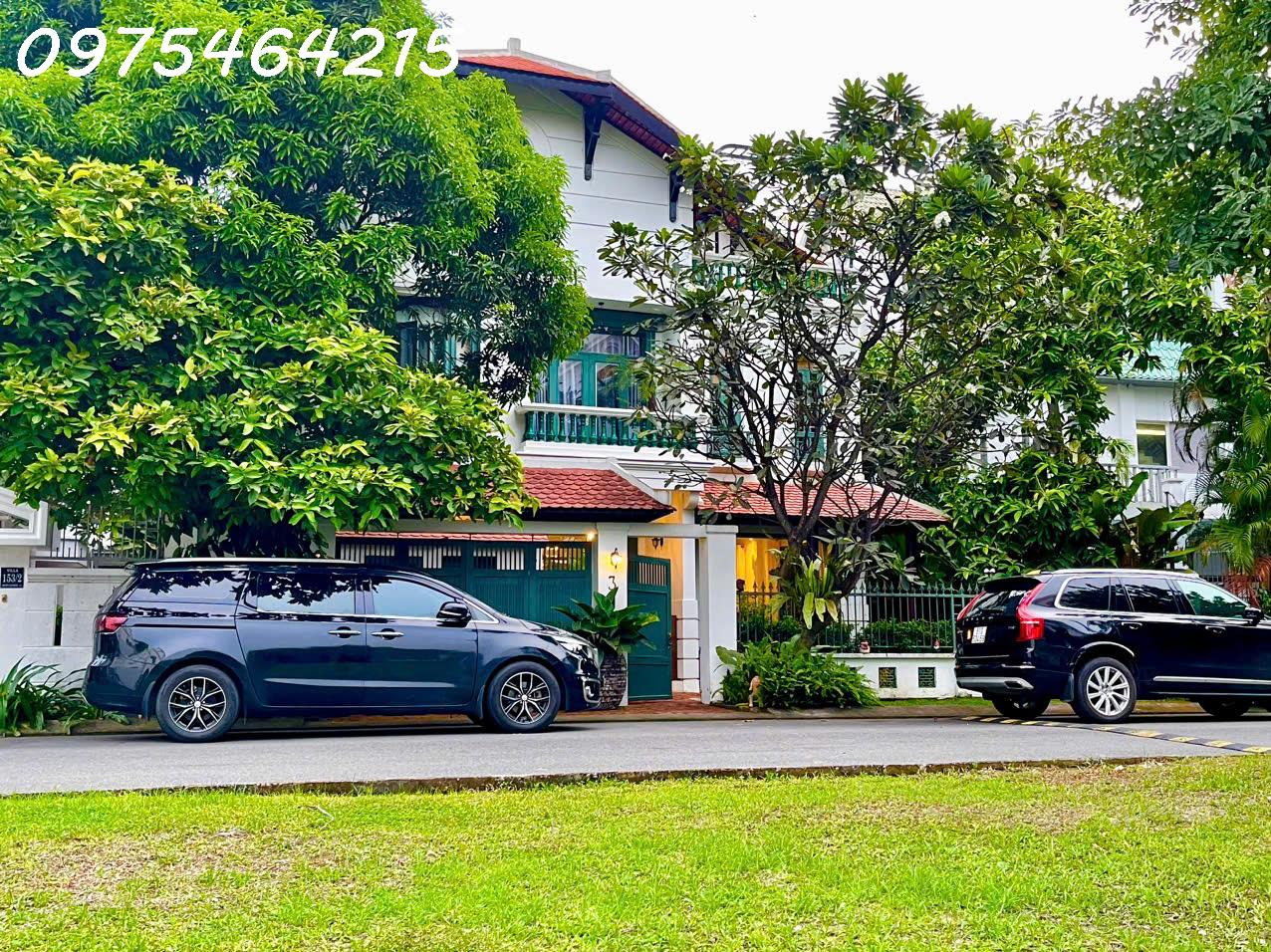 gen-h-z6697603544386_48ae010f2a5a82069889bad1977417c4