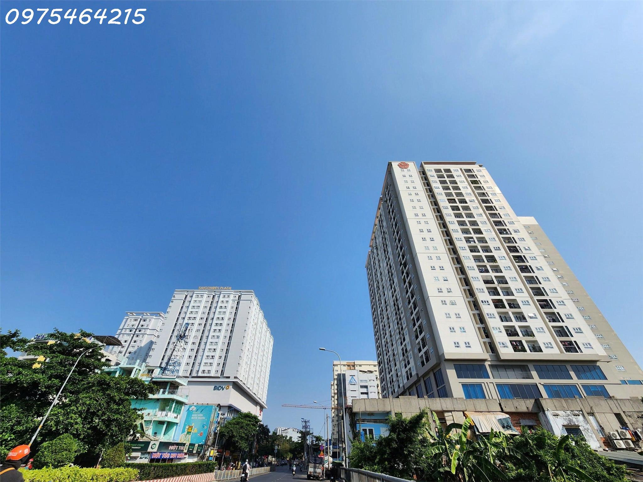 gen-h-z6747638832822_8680f7c9a06b557e4158c95e38f0fe3a