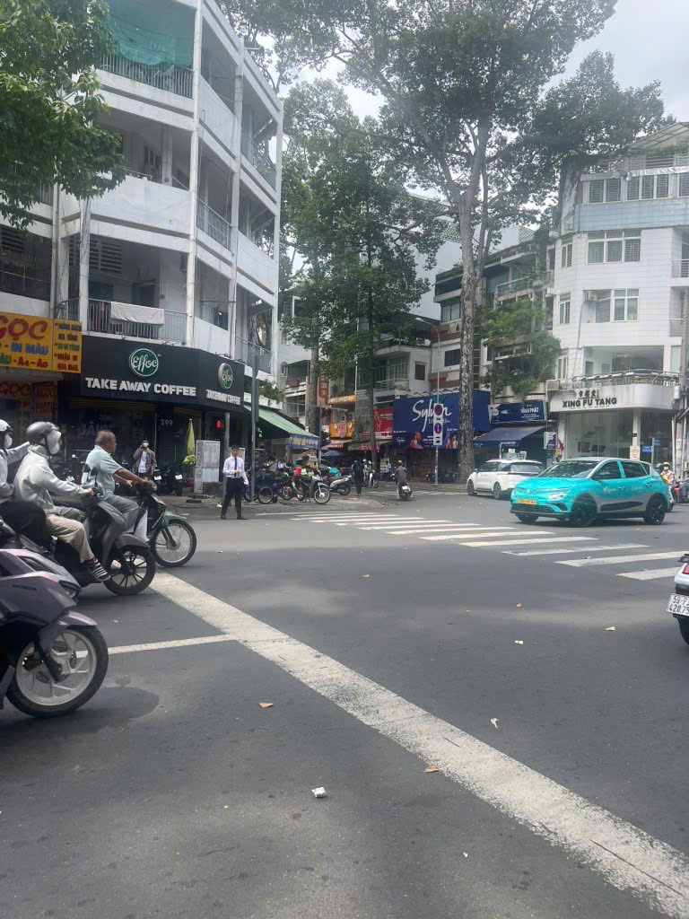 gen-n-z6722555348506_42e3205316d7d0793e719eb1925174fe