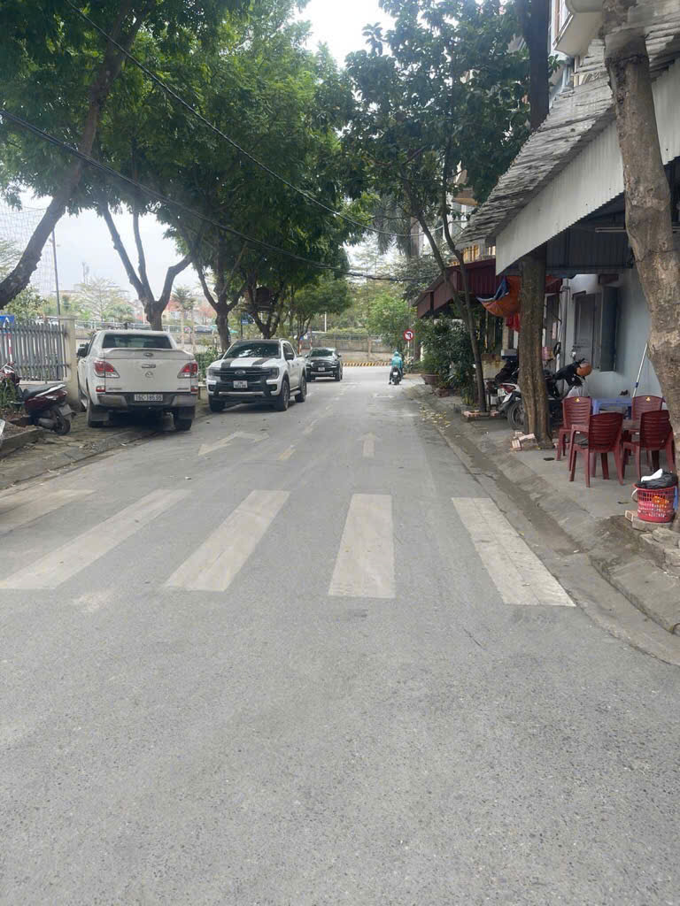 gen-n-z6738807002553_b0ec333a8e5d844d25836bbd4e73a285