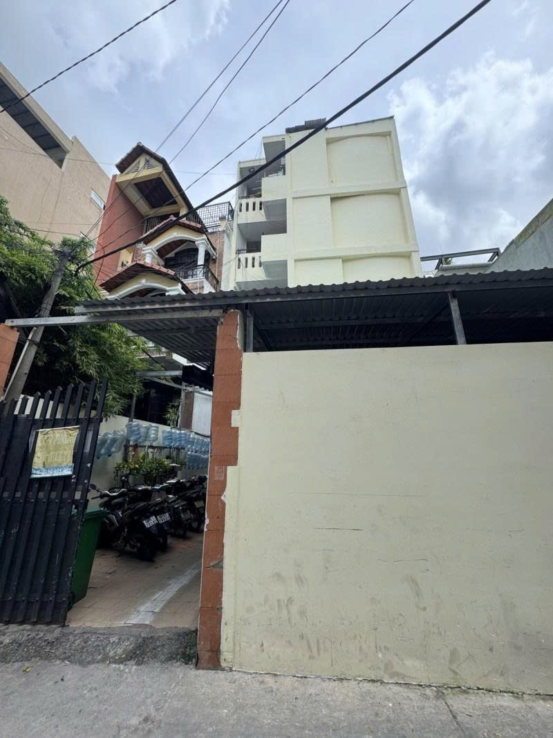 gen-n-z6739737483358_959a21e687484727c4ca70dd47e79461