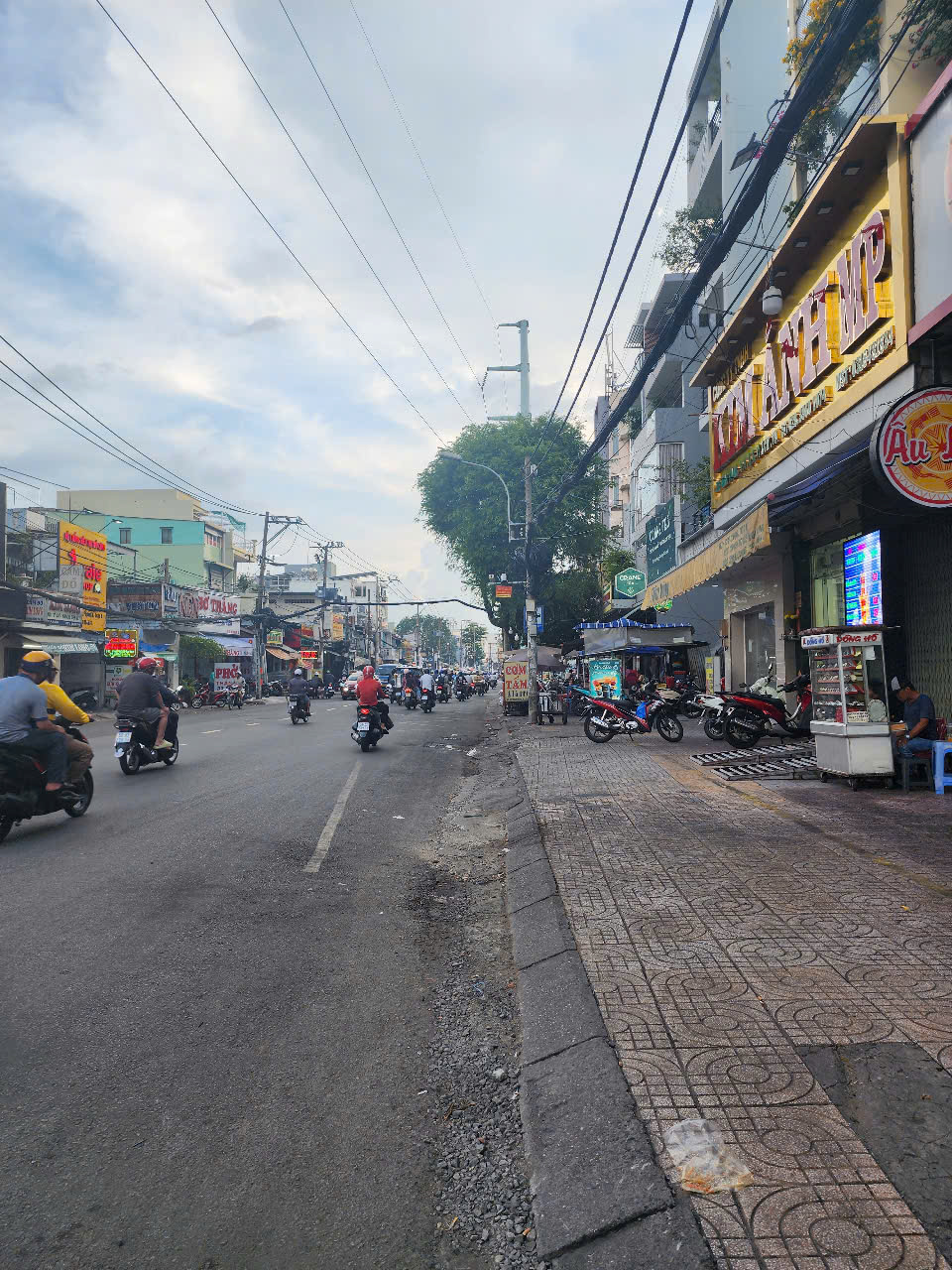 z6058299246508_250967d262a82124f05739d612f514ee