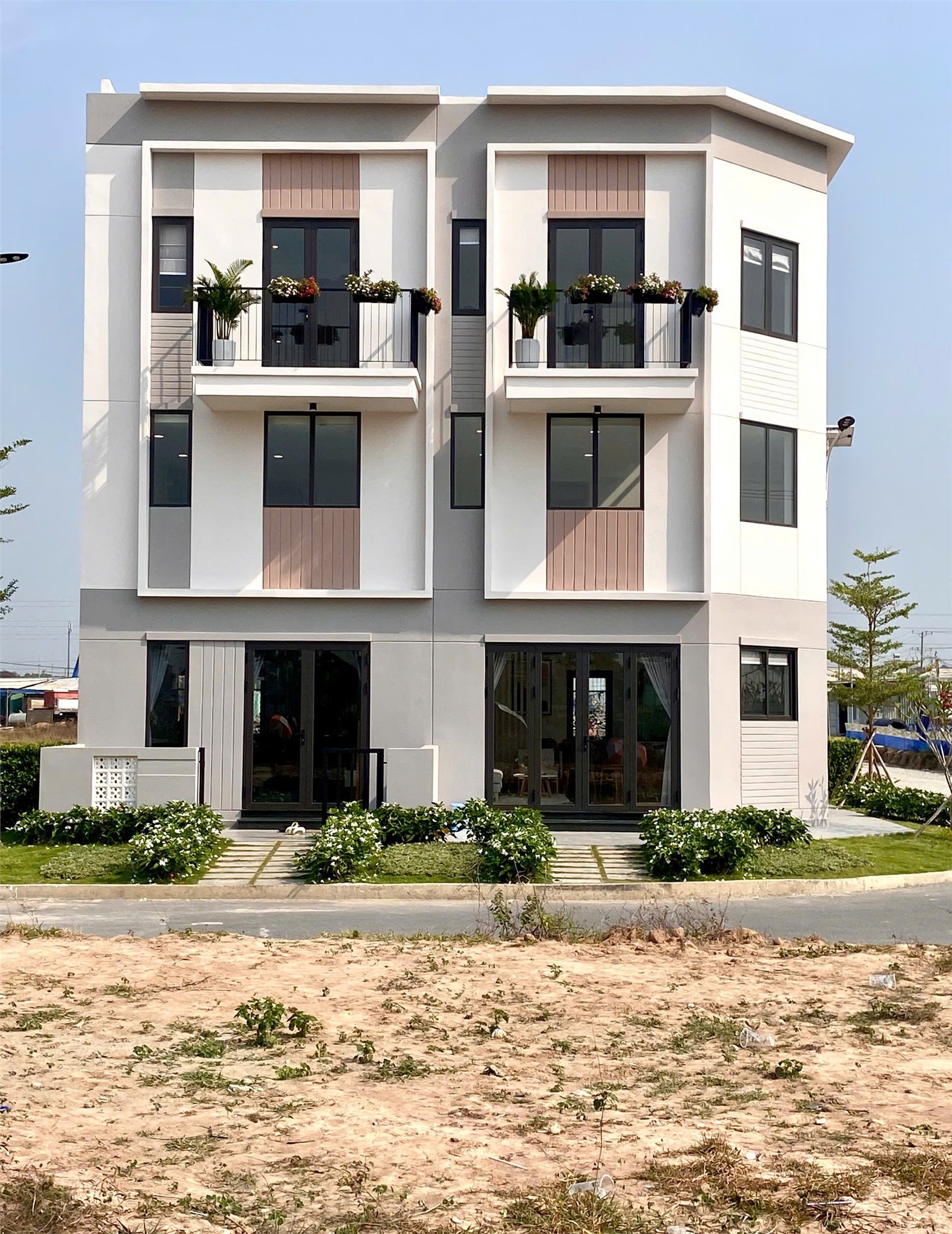 z6478519434957_be2777348a7e527548d1da5a4324ee7e.jpg_bak_638799643109325561