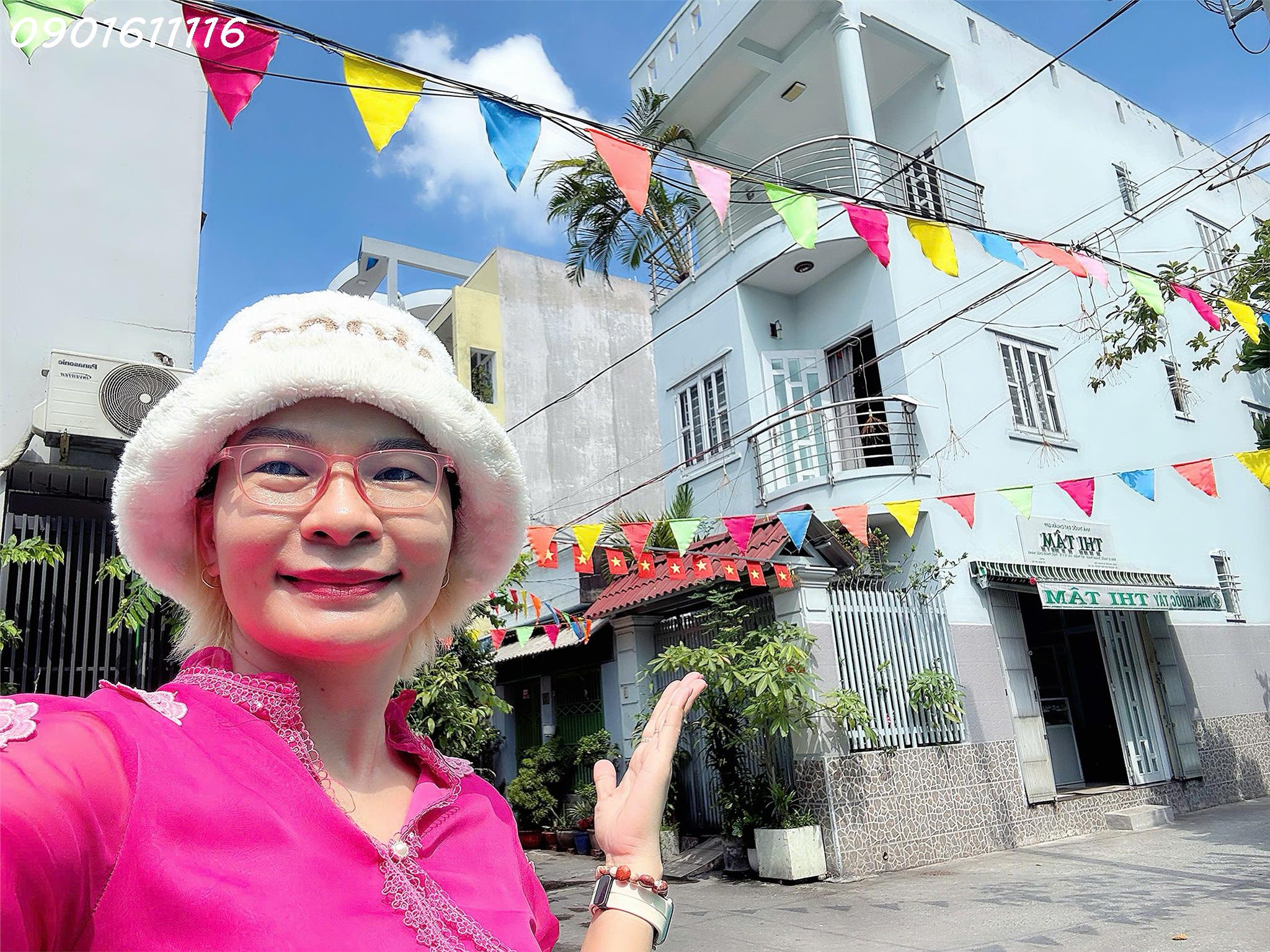 z6619777474251_d4a92c1dec7dd1fc66fd330c5a5ffcd3