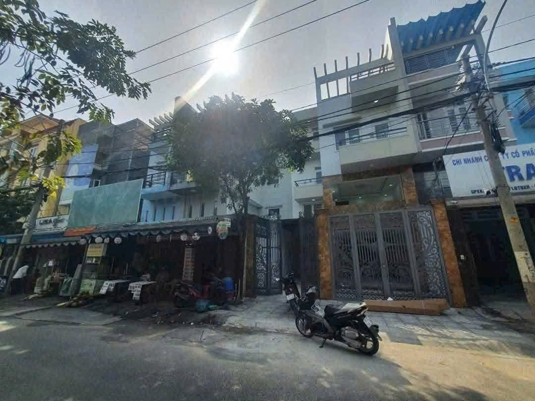 z6665393363593_62ee01d89bc4a8aa279abffe599a24ad