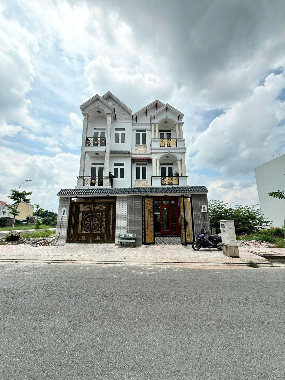 z6669197902443_4b312efd6fd06bc2b0f6c8dc281a9503