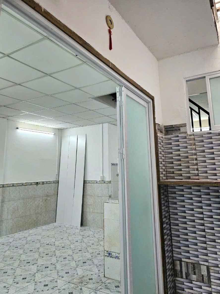 z6675770917182_6773ed70f3f5439b33fd309bfaadf22c