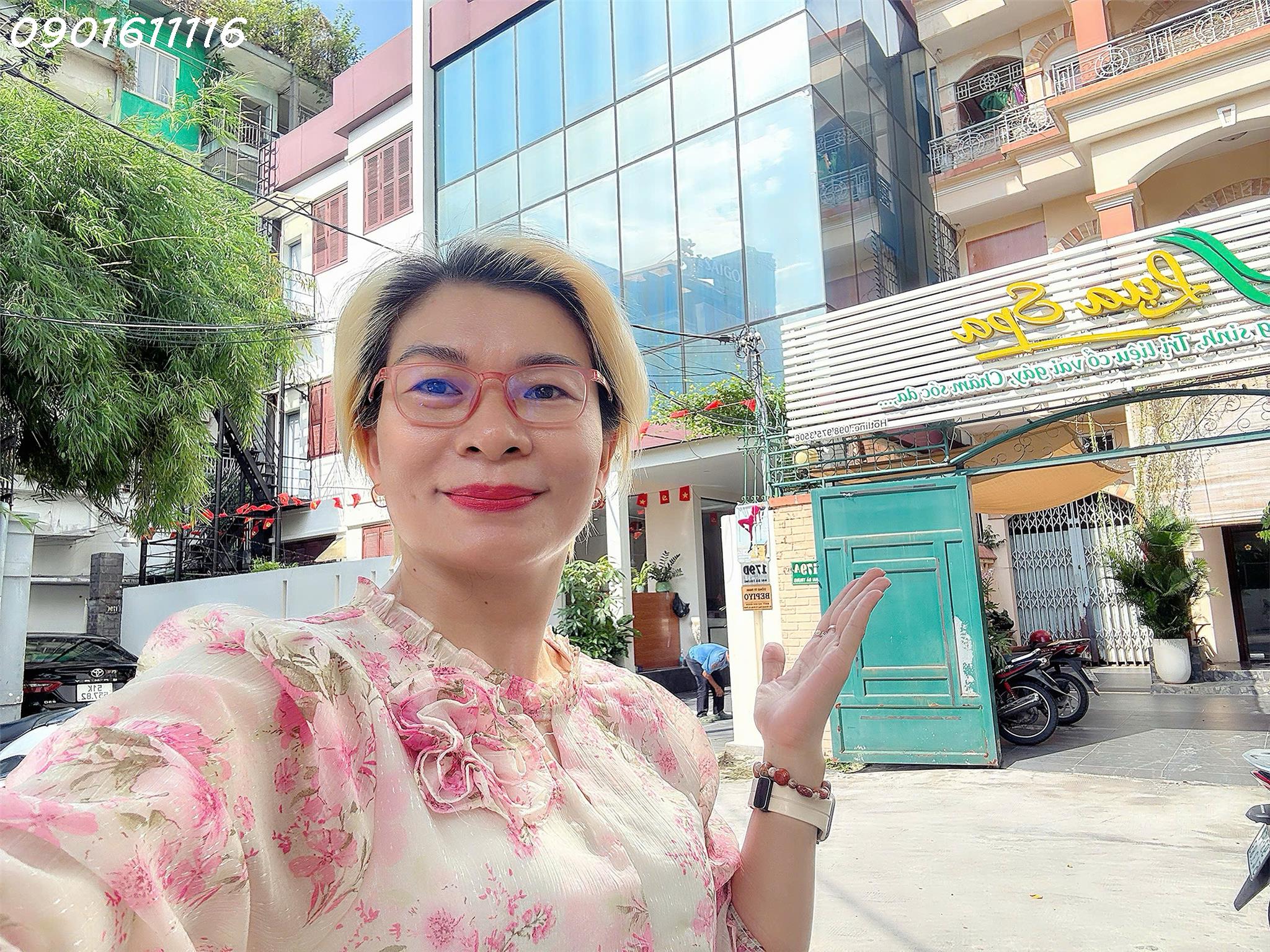 z6676022269705_63725d46107a6e286240a9142fe54bf7