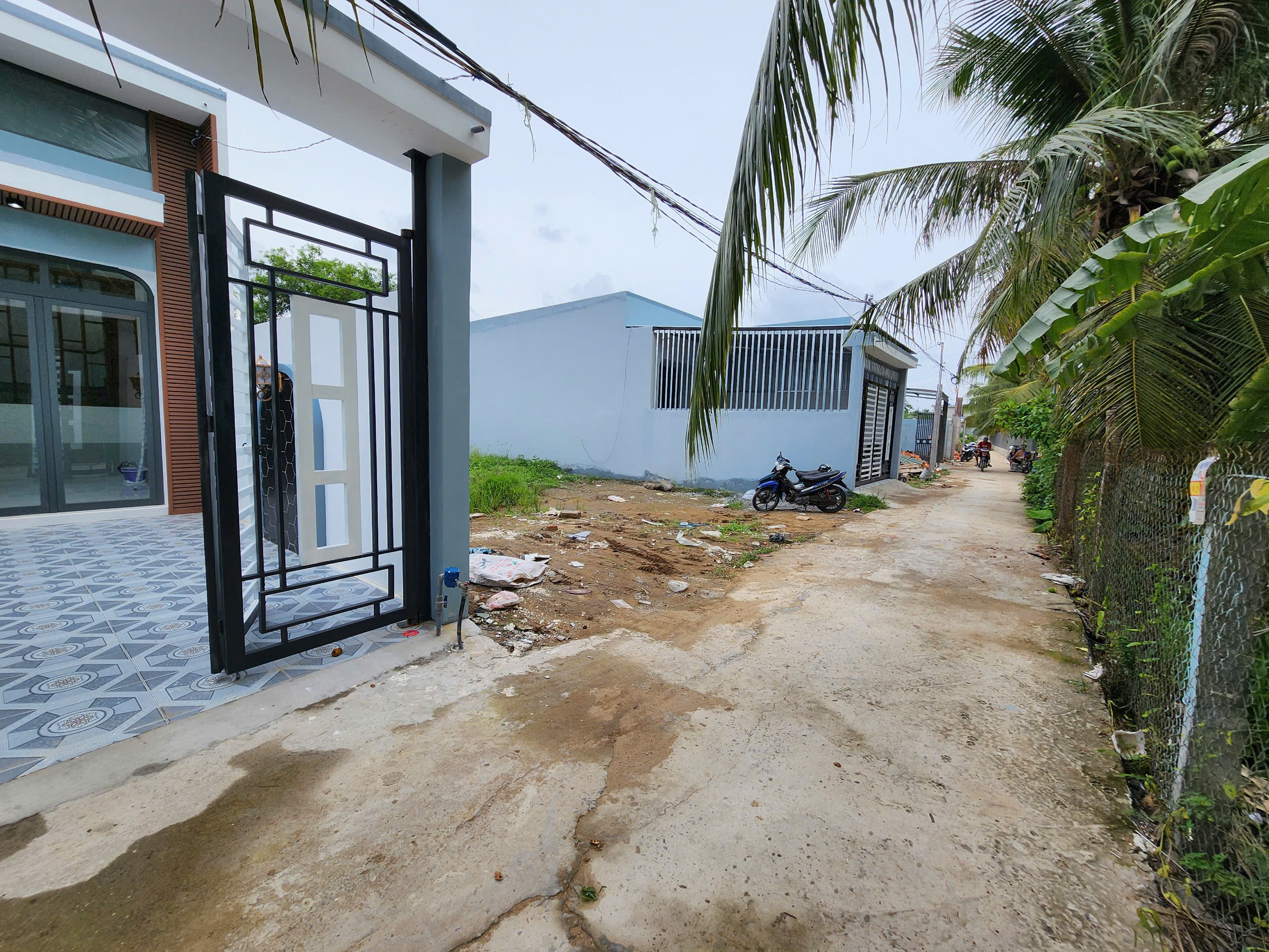 z6680889712140_ba40c6ad4a3b3aa6e9b4e6f225130361