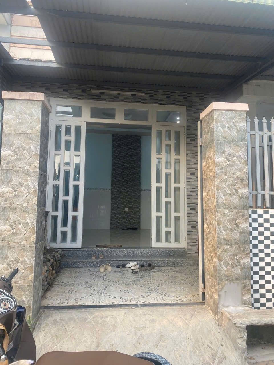 z6687328007458_32ee840f1bb13b59738778b12801d017