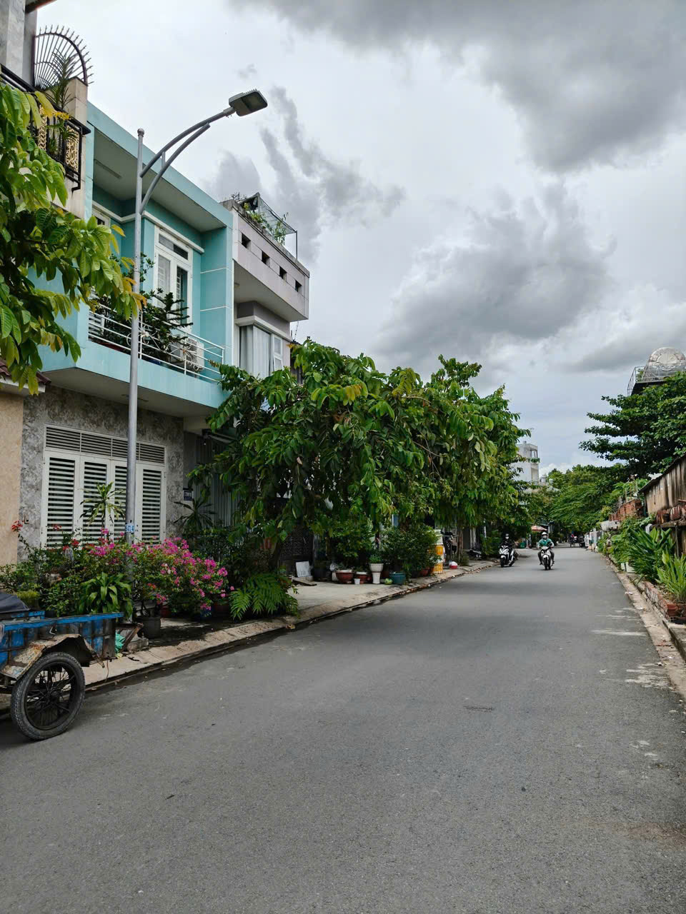 z6687730099306_056_819af532c342e6c14cc6d1058a85bab0