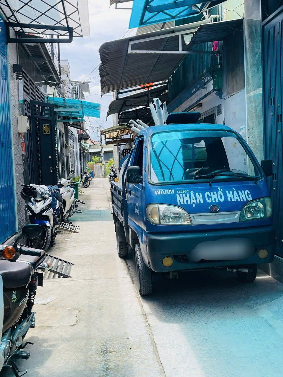 z6690007935110_aa6dc3b3b52f2ea31956012f10d1ad31