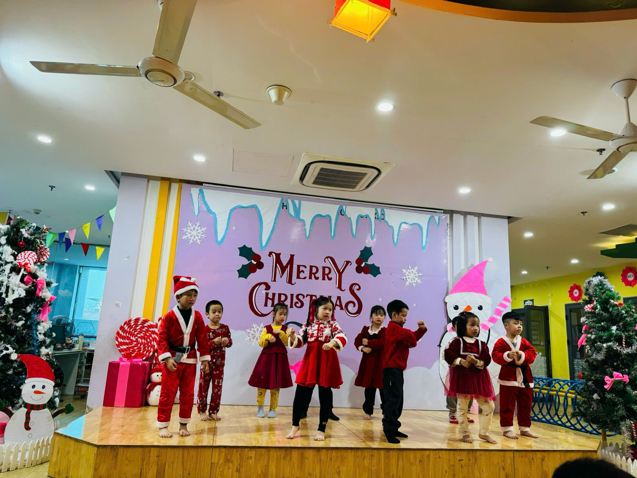 z6690639510557_ce4c1a54b50d8bab80adf3a6bcfe8e4f