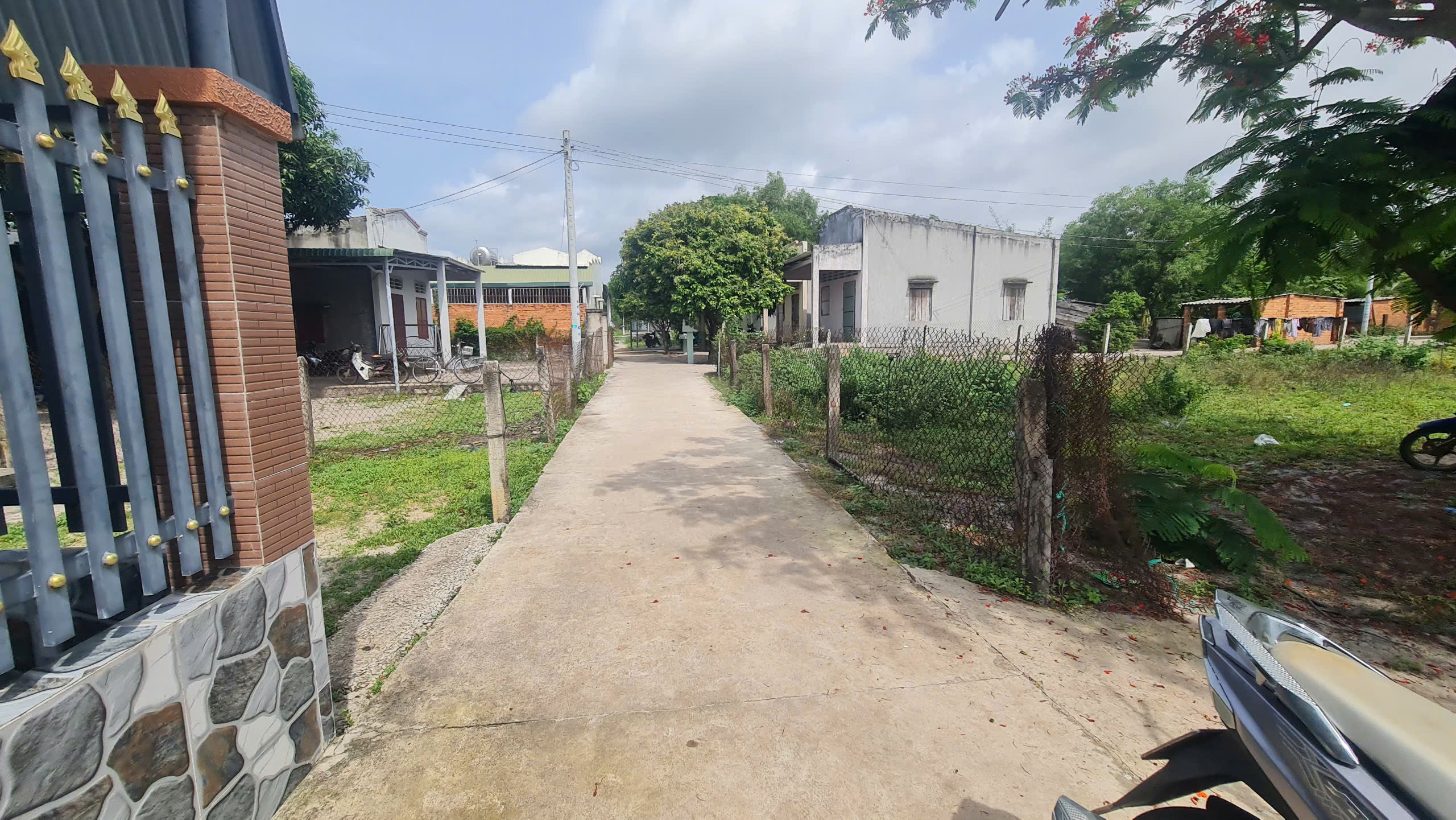 z6701286885611_ffcb9f73ac2cf3d244143207ec901a28