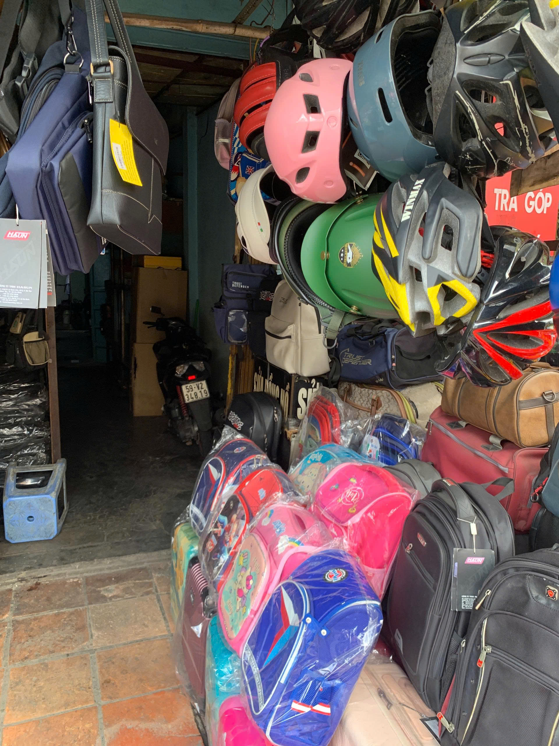 z6702174153838_694dcd1b4ce67b9cd0cb53f398e778f2