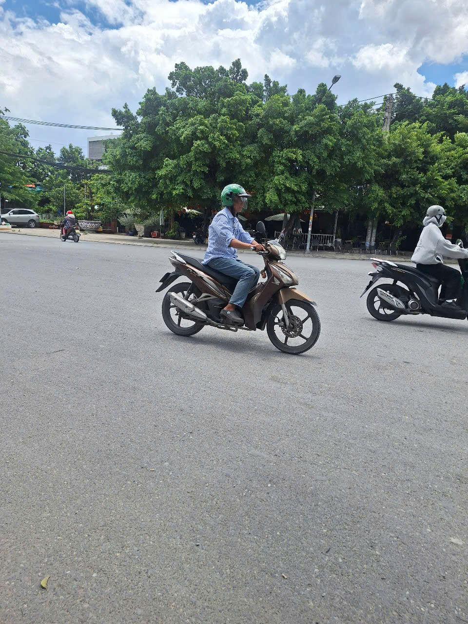 z6702378554214_3ff58c153cf0e1f909a65862f65814c9