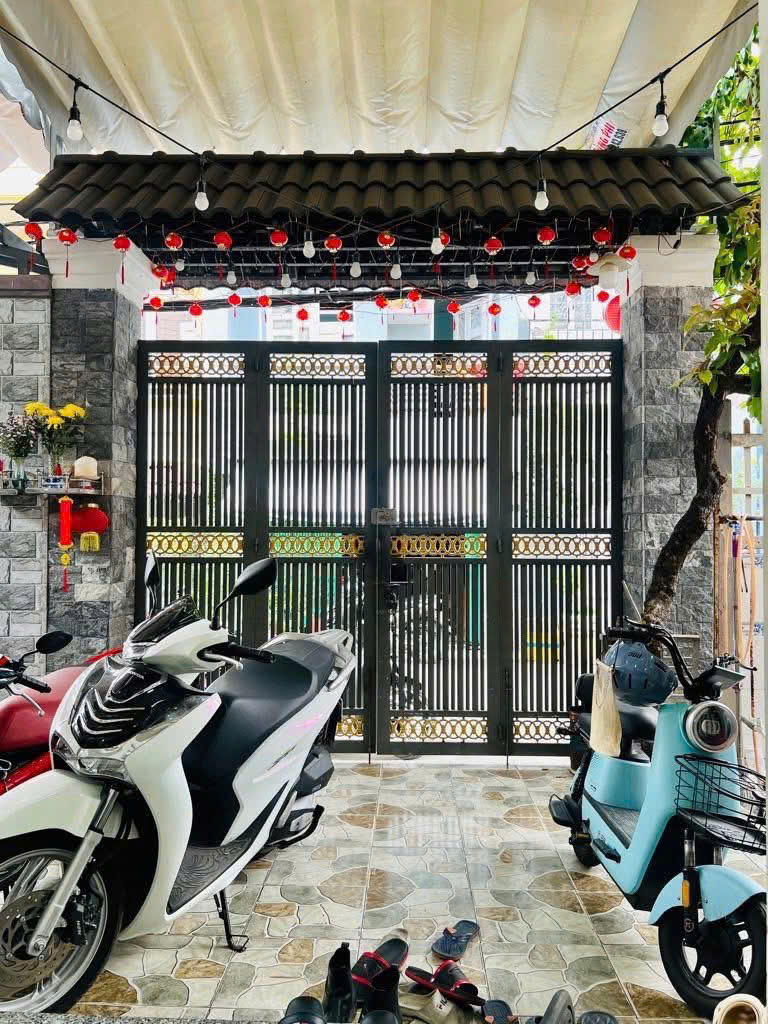 z6702447028994_86a494aea1160c6b4a82644d77064a1b